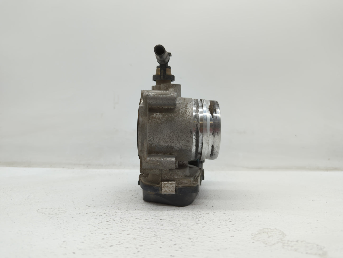 2012-2016 Bmw 328i Throttle Body P/N:A2C53355204 1354 7588625 Fits Fits 2012 2013 2014 2015 2016 2017 2018 OEM Used Auto Par