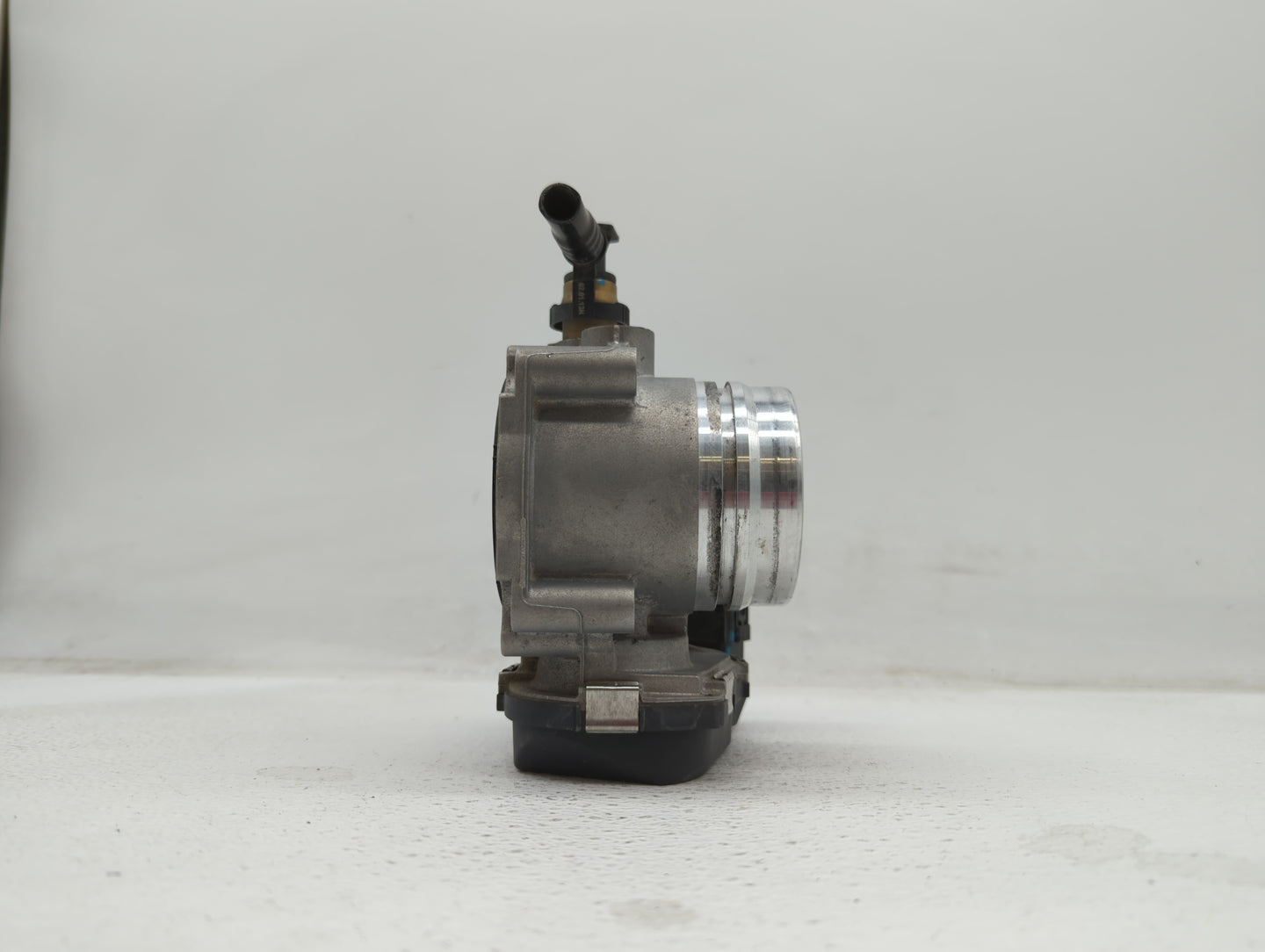 2012-2016 Bmw 328i Throttle Body P/N:A2C53355204 1354 7588625 Fits Fits 2012 2013 2014 2015 2016 2017 2018 OEM Used Auto Par