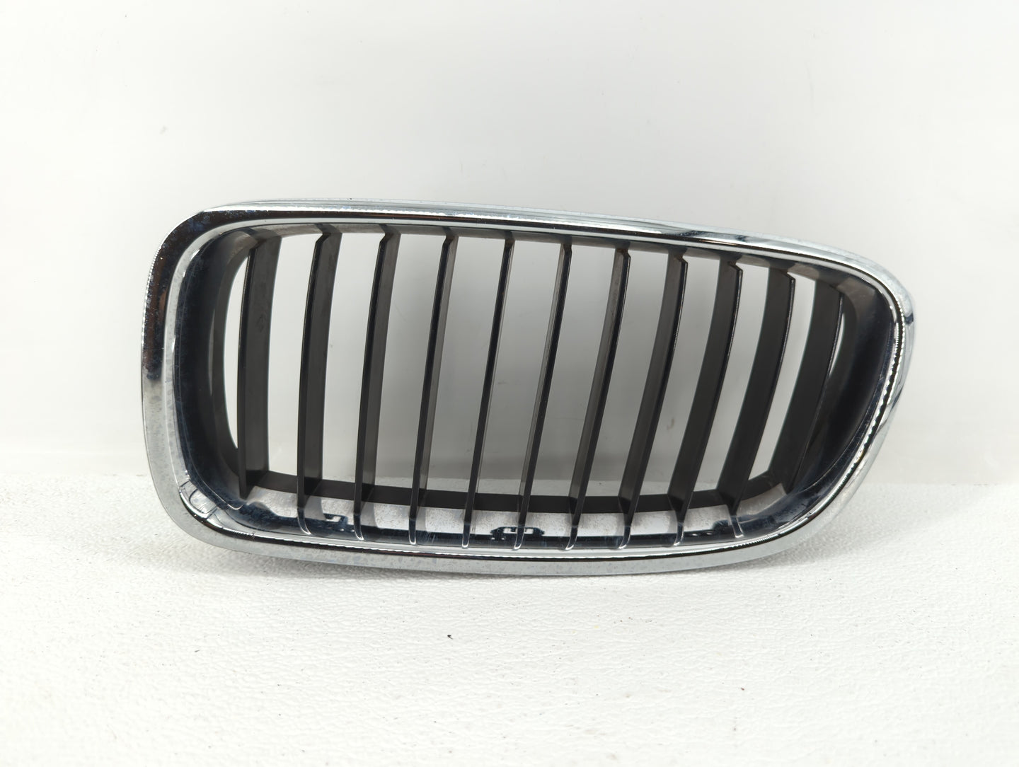 2012-2016 Bmw 328i Front Bumper Grille Cover - Oemusedautoparts1.com