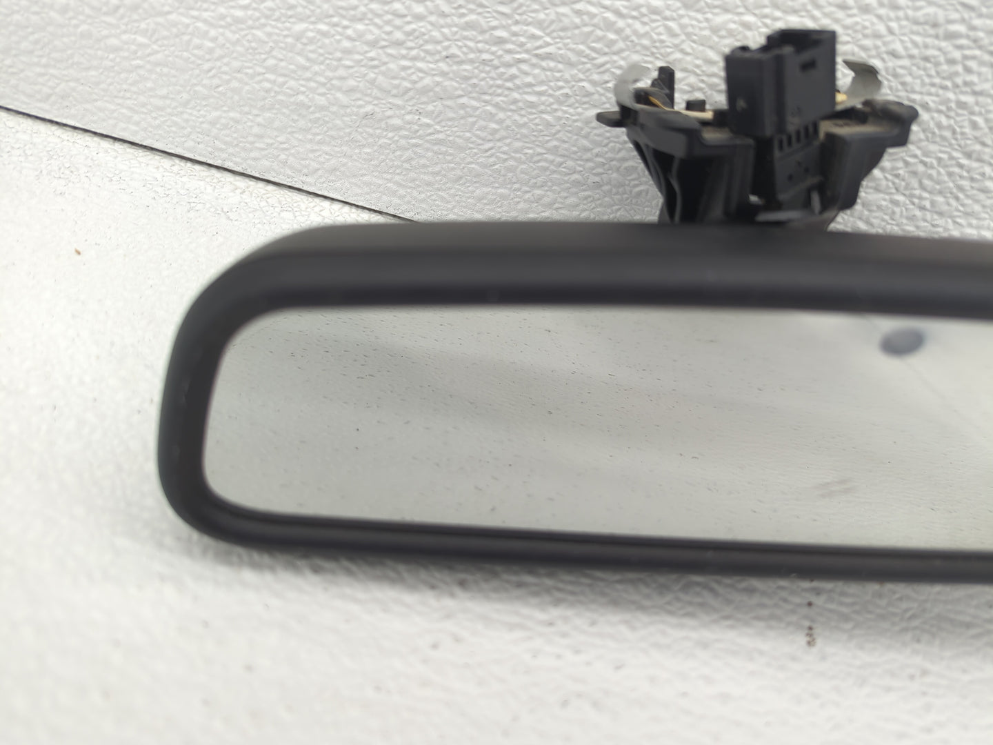 2013-2015 Bmw 328i Interior Rear View Mirror Replacement OEM P/N:E11046662 E11026662 Fits Fits 2013 2014 2015 2016 OEM Used 