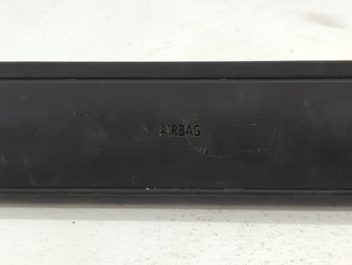 2012-2016 Bmw 328i Air Bag Passenger Right Knee OEM P/N:1020135 1024565 Fits OEM Used Auto Parts - Oemusedautoparts1.com