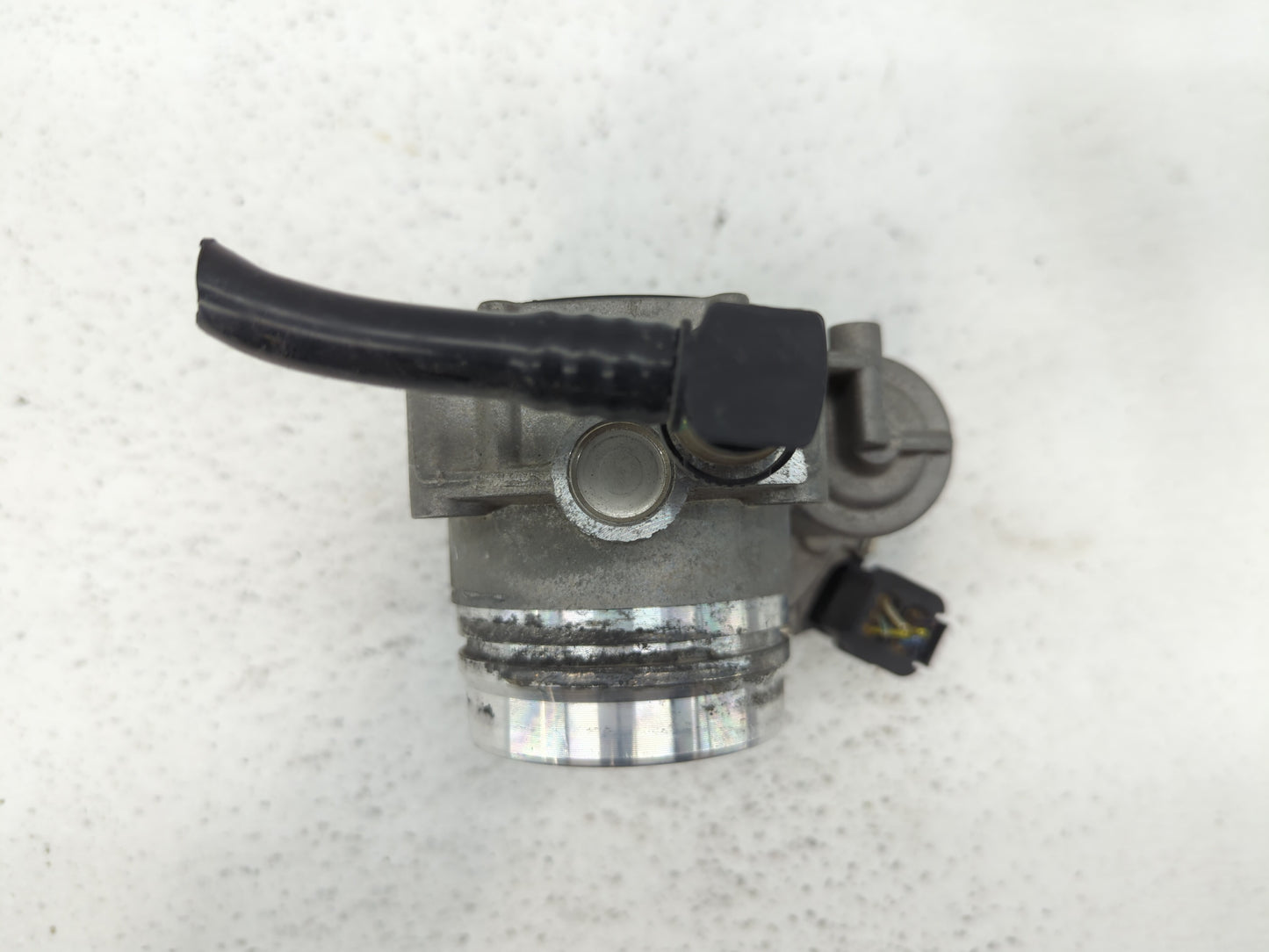 2012-2016 Bmw 328i Throttle Body P/N:1354 7588625-03 1354 7588625 Fits Fits 2012 2013 2014 2015 2016 2017 2018 OEM Used Auto