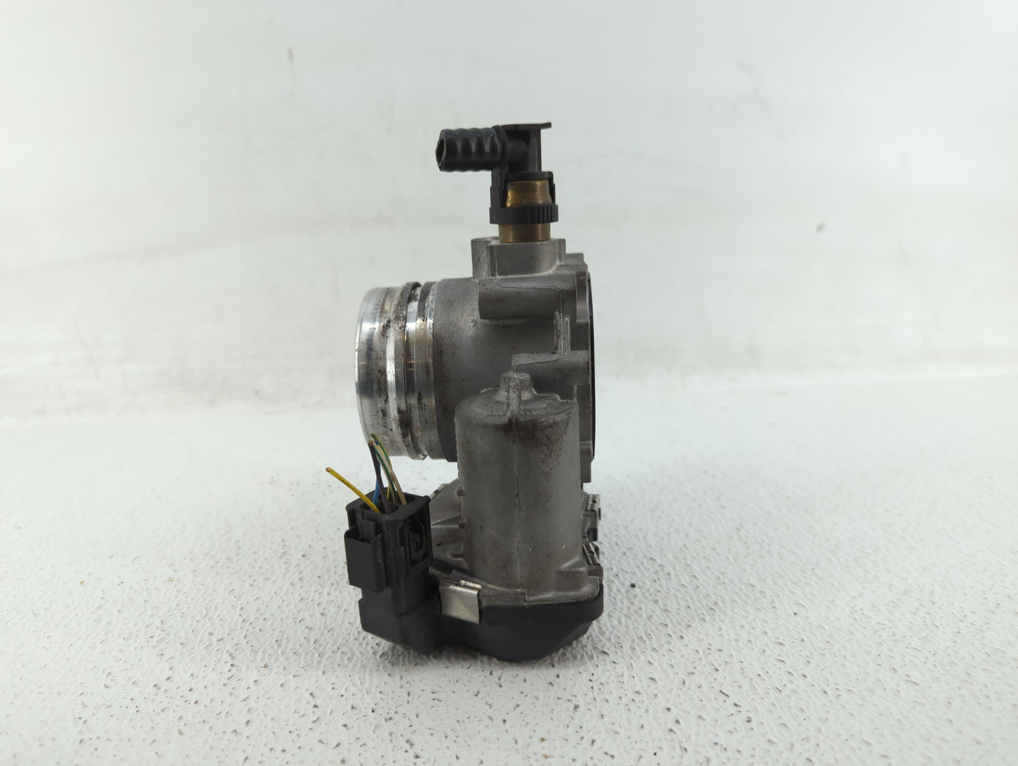 2012-2016 Bmw 328i Throttle Body P/N:1354 7588625-02 1354 7588625-03, 1354 7588625 Fits Fits 2012 2013 2014 2015 2016 2017 2
