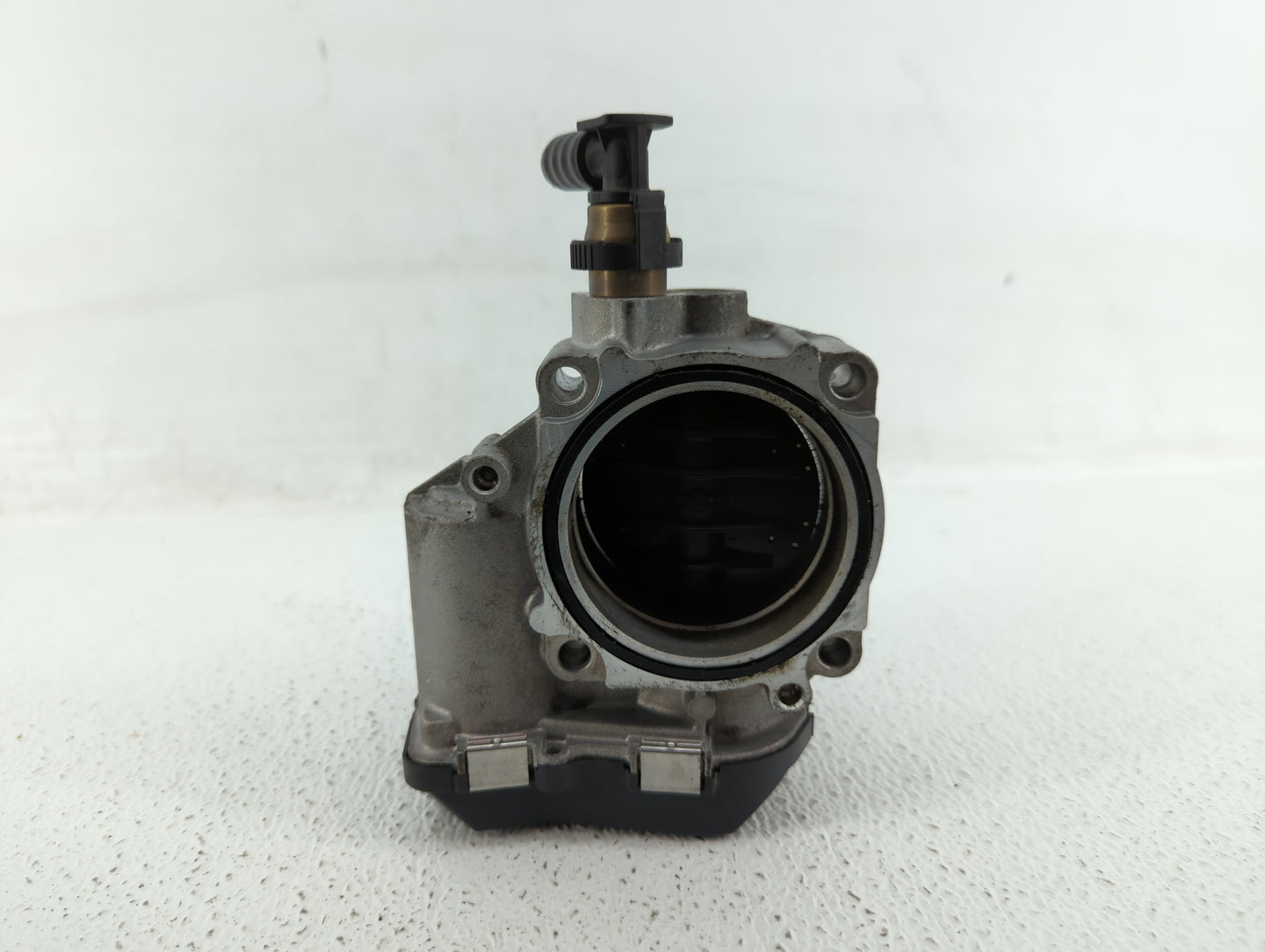 2012-2016 Bmw 328i Throttle Body P/N:1354 7588625-02 1354 7588625-03, 1354 7588625 Fits Fits 2012 2013 2014 2015 2016 2017 2