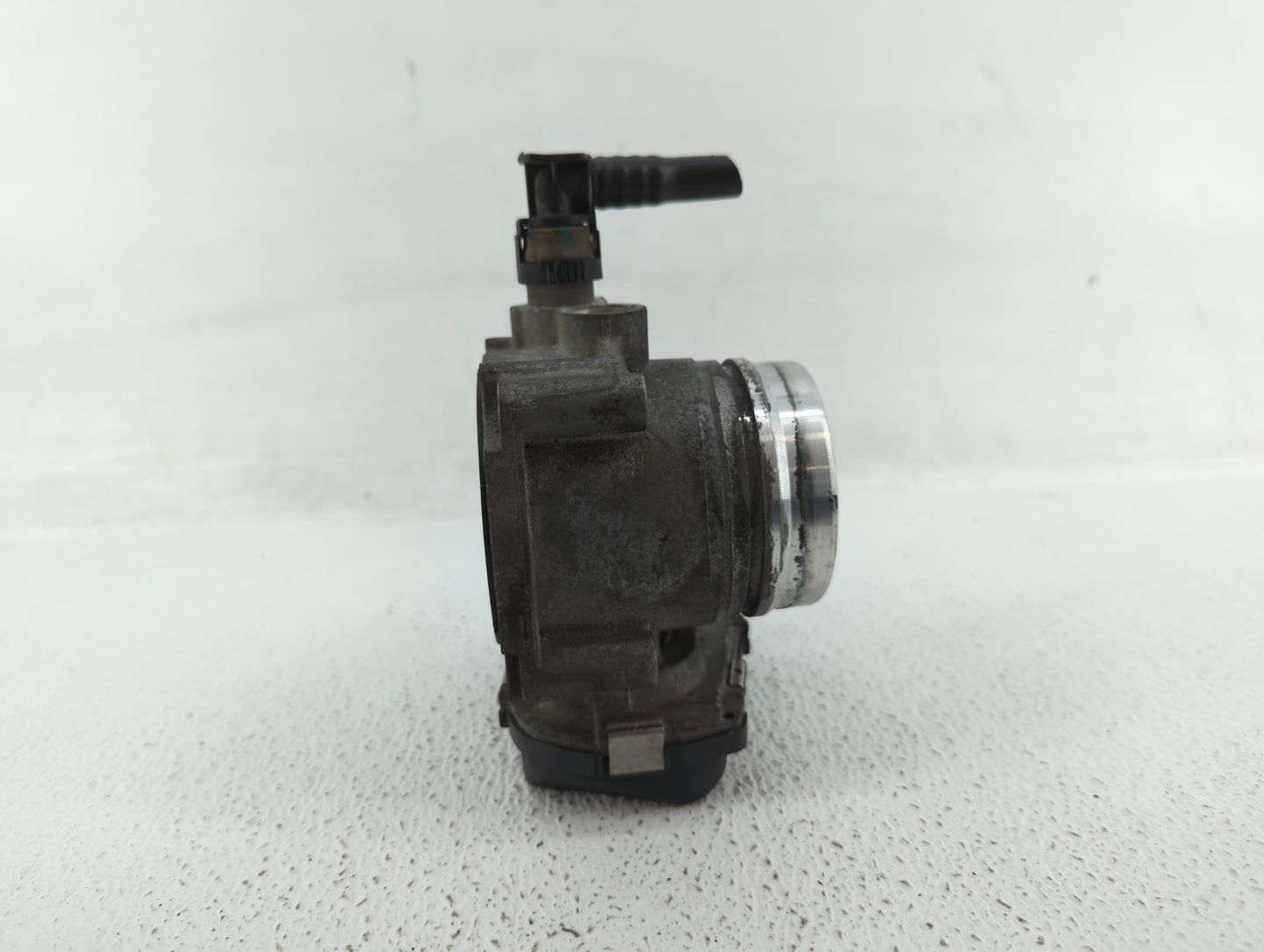 2012-2016 Bmw 328i Throttle Body P/N:1354 7588625-02 1354 7588625-03, 1354 7588625 Fits Fits 2012 2013 2014 2015 2016 2017 2