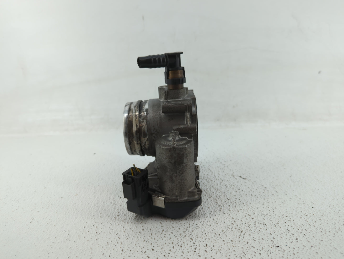 2012-2016 Bmw 328i Throttle Body P/N:1354 7588625-02 1354 7588625-03, 1354 7588625 Fits Fits 2012 2013 2014 2015 2016 2017 2