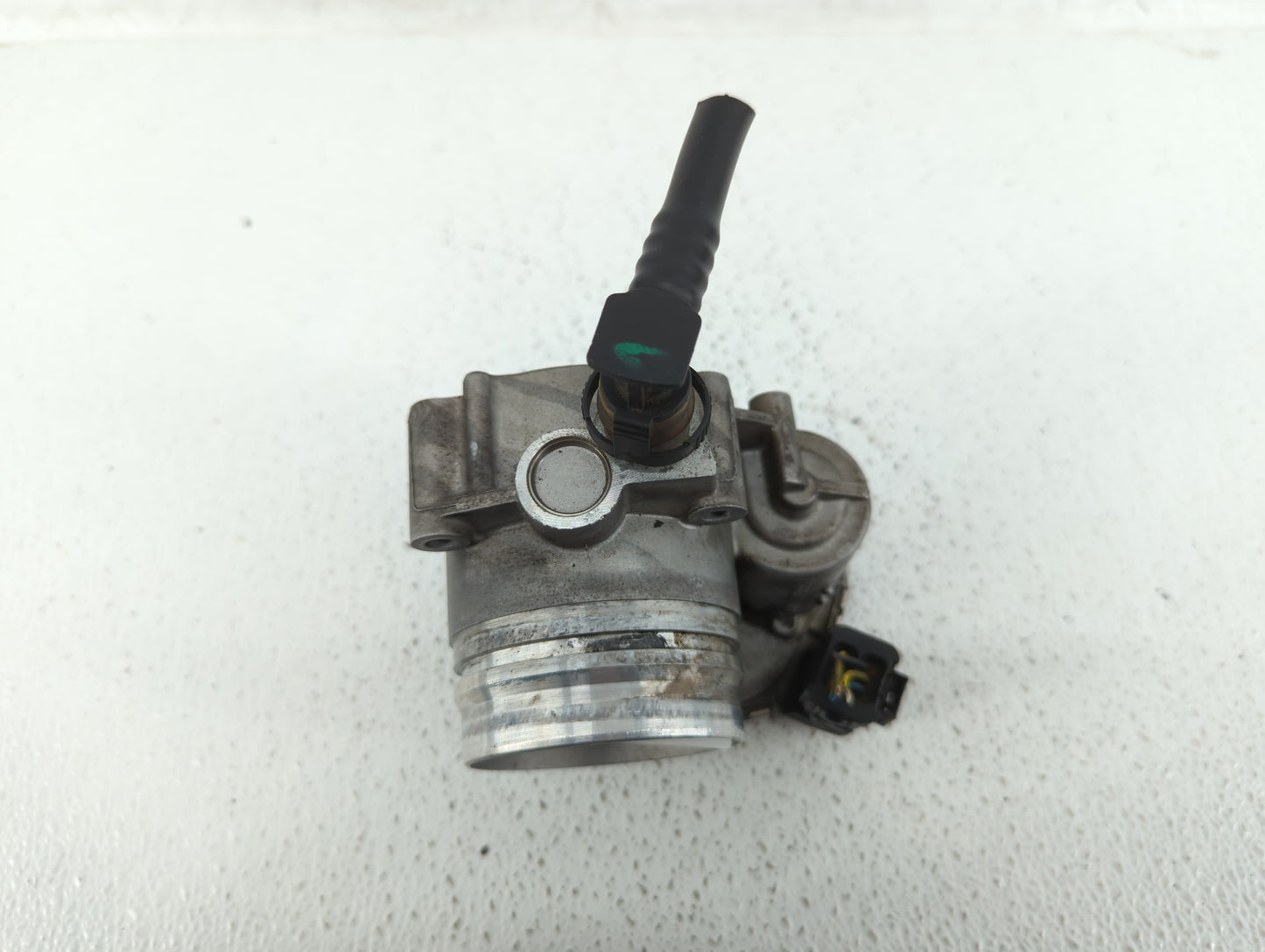 2012-2016 Bmw 328i Throttle Body P/N:1354 7588625-02 1354 7588625-03, 1354 7588625 Fits Fits 2012 2013 2014 2015 2016 2017 2