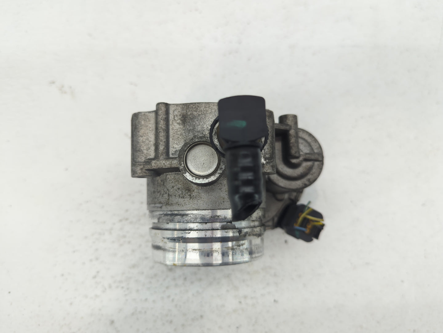 2012-2016 Bmw 328i Throttle Body P/N:154 7588625 02 1354 7588625-04, 1354 7588625-03 Fits Fits 2012 2013 2014 2015 2016 2017