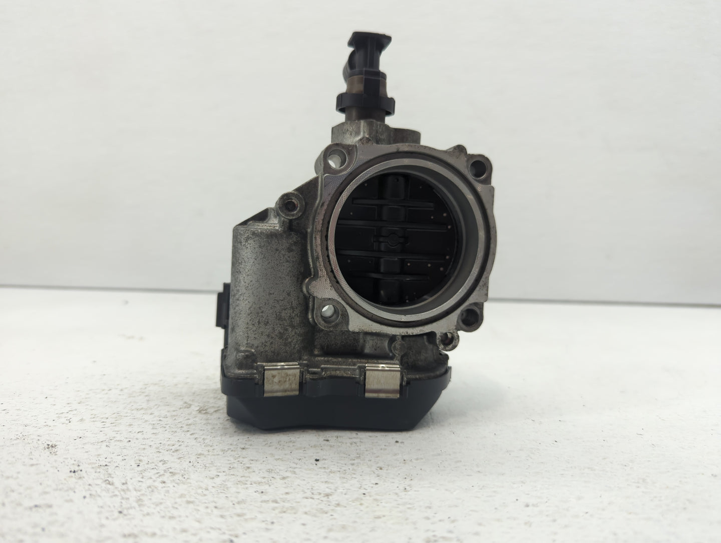 2012-2016 Bmw 328i Throttle Body P/N:154 7588625 02 1354 7588625-04, 1354 7588625-03 Fits Fits 2012 2013 2014 2015 2016 2017