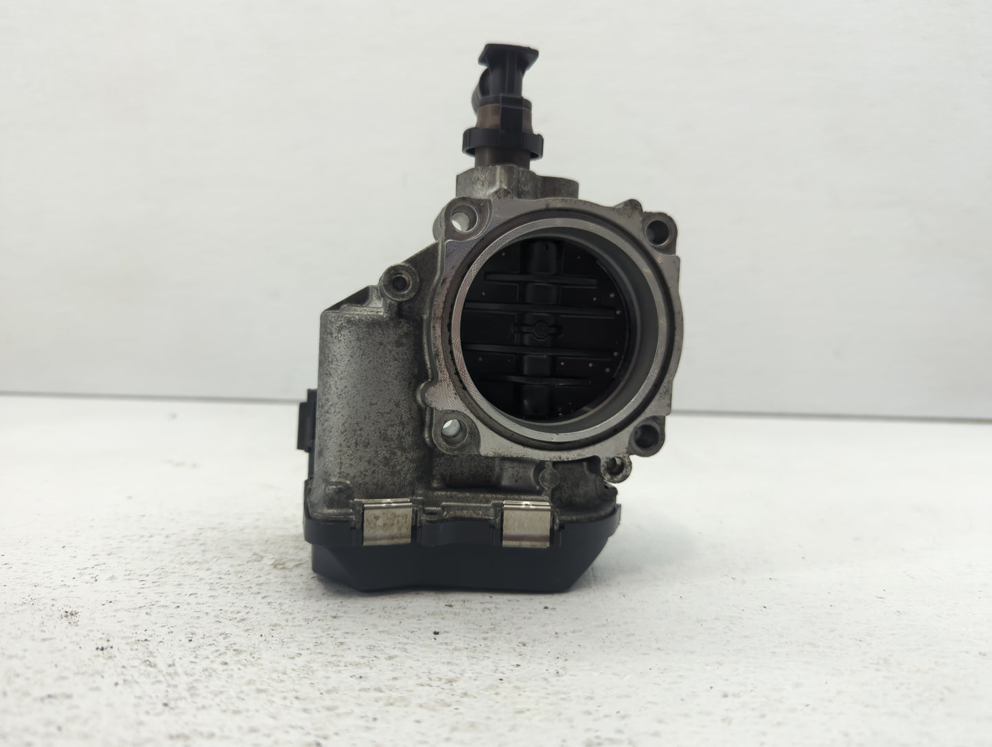 2012-2016 Bmw 328i Throttle Body P/N:154 7588625 02 1354 7588625-04, 1354 7588625-03 Fits Fits 2012 2013 2014 2015 2016 2017