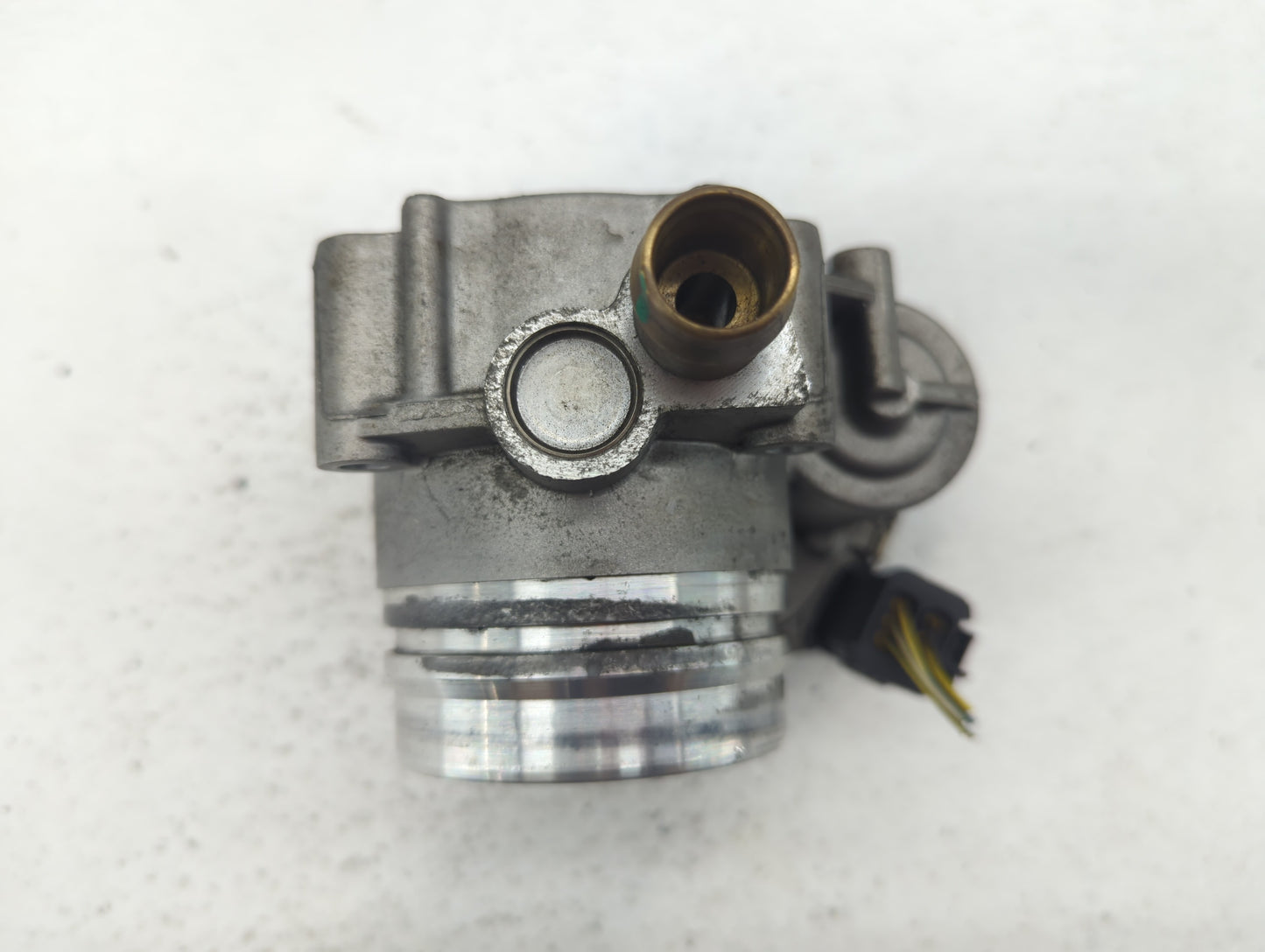 2012-2016 Bmw 328i Throttle Body P/N:1354 7588625-02 1354 7588625-04, 1354 7588625-03 Fits Fits 2012 2013 2014 2015 2016 201