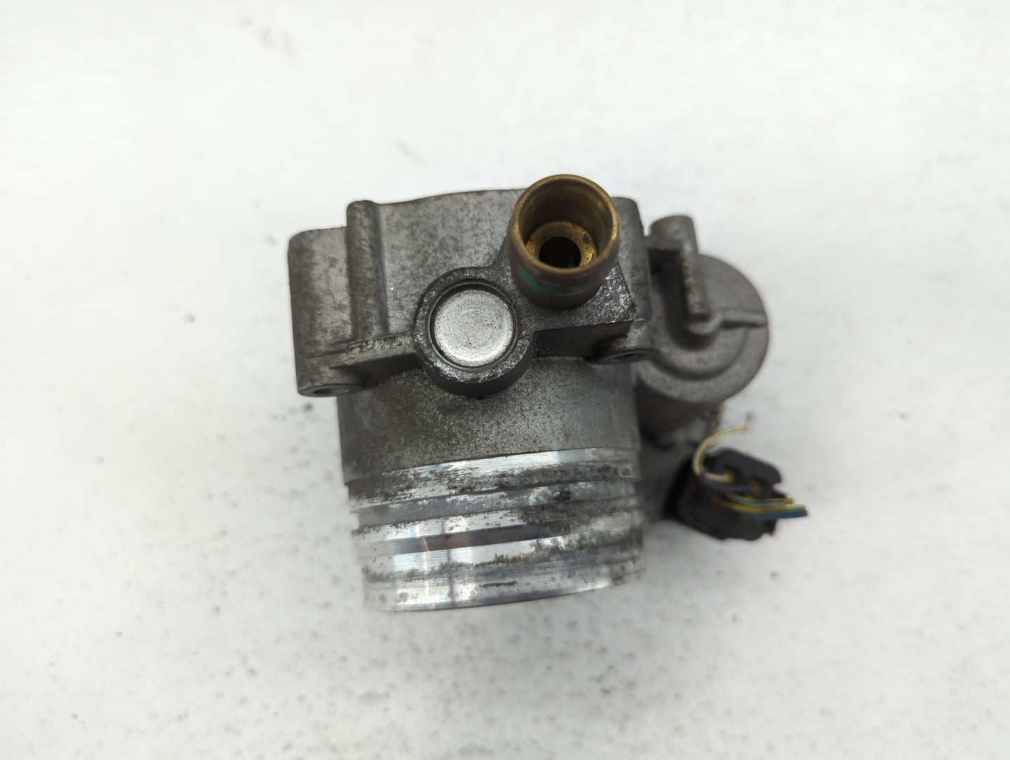 2012-2016 Bmw 328i Throttle Body P/N:1354 7588625-02 1354 7588625-04, 1354 7588625-03 Fits Fits 2012 2013 2014 2015 2016 201