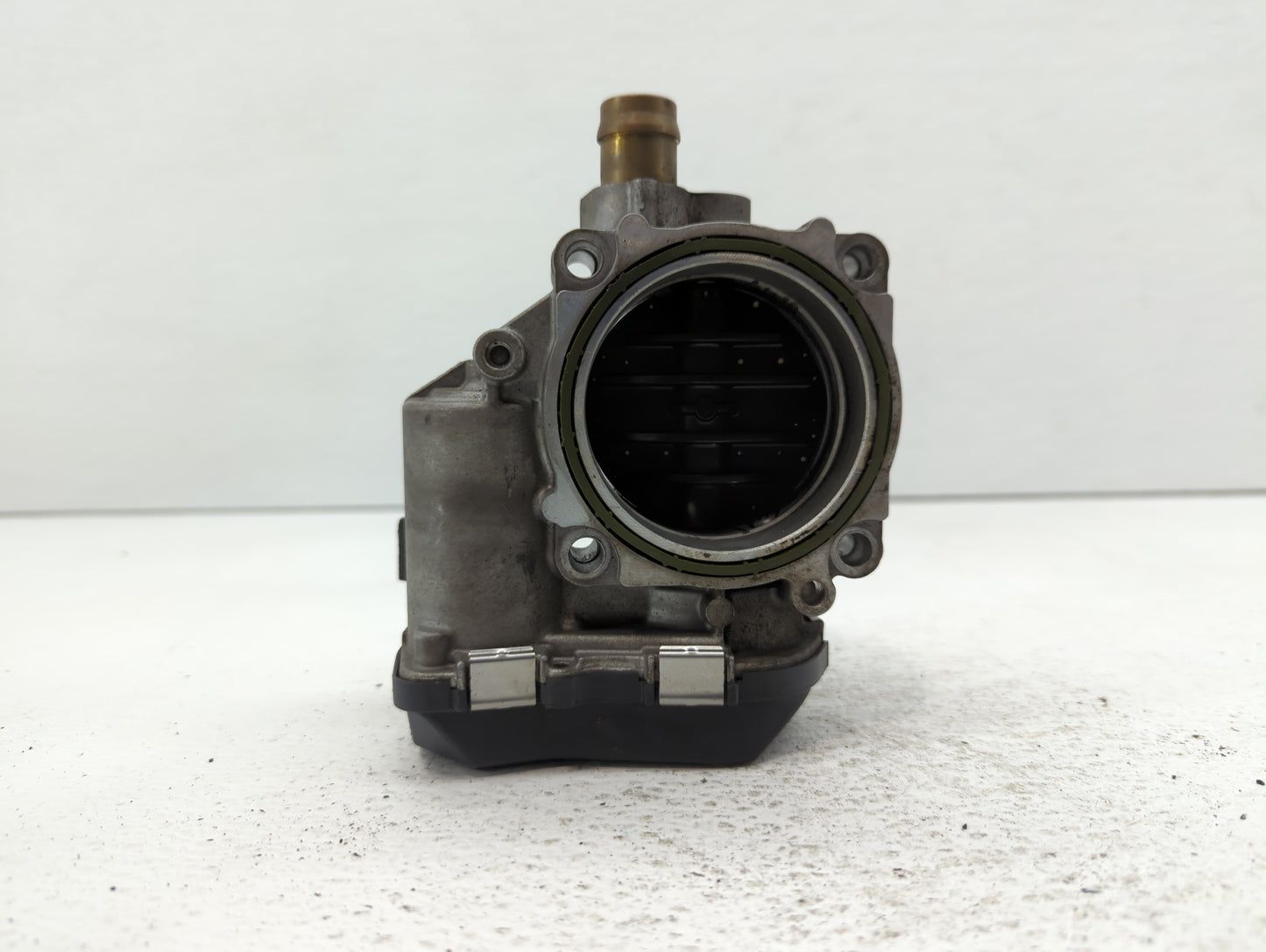 2012-2016 Bmw 328i Throttle Body P/N:1354 7588625-04 1354 7588625-03 Fits Fits 2012 2013 2014 2015 2016 2017 2018 OEM Used A