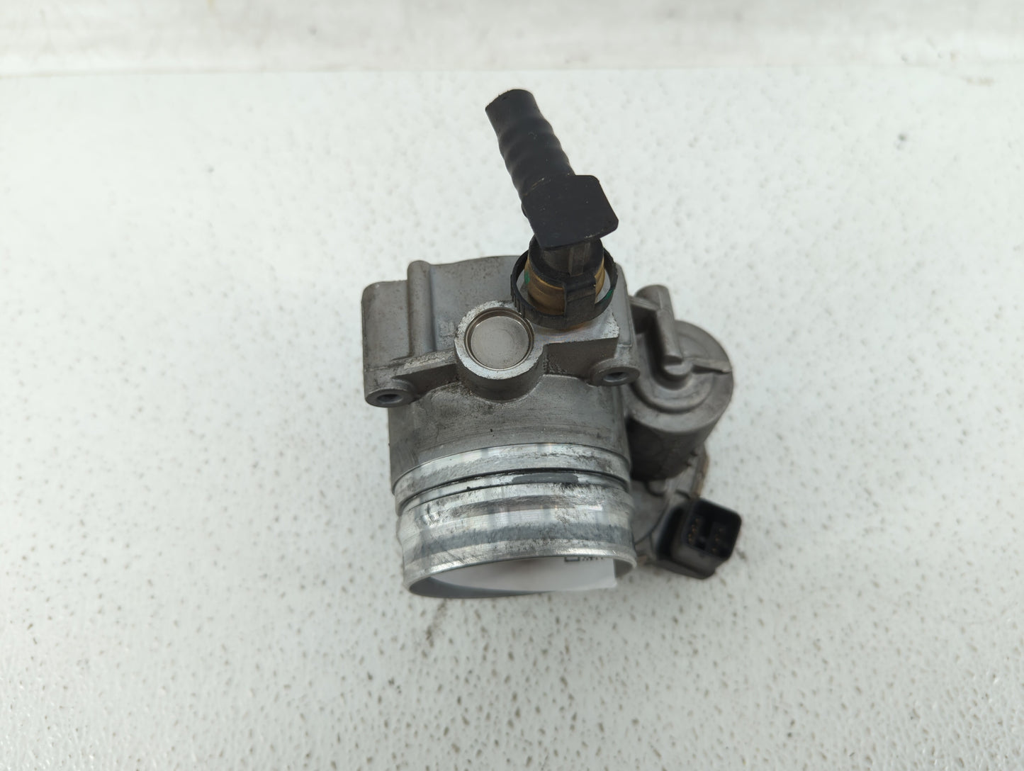 2012-2016 Bmw 328i Throttle Body P/N:1354 7588625-02 1354 7588625-04, 1354 7588625-03 Fits Fits 2012 2013 2014 2015 2016 201