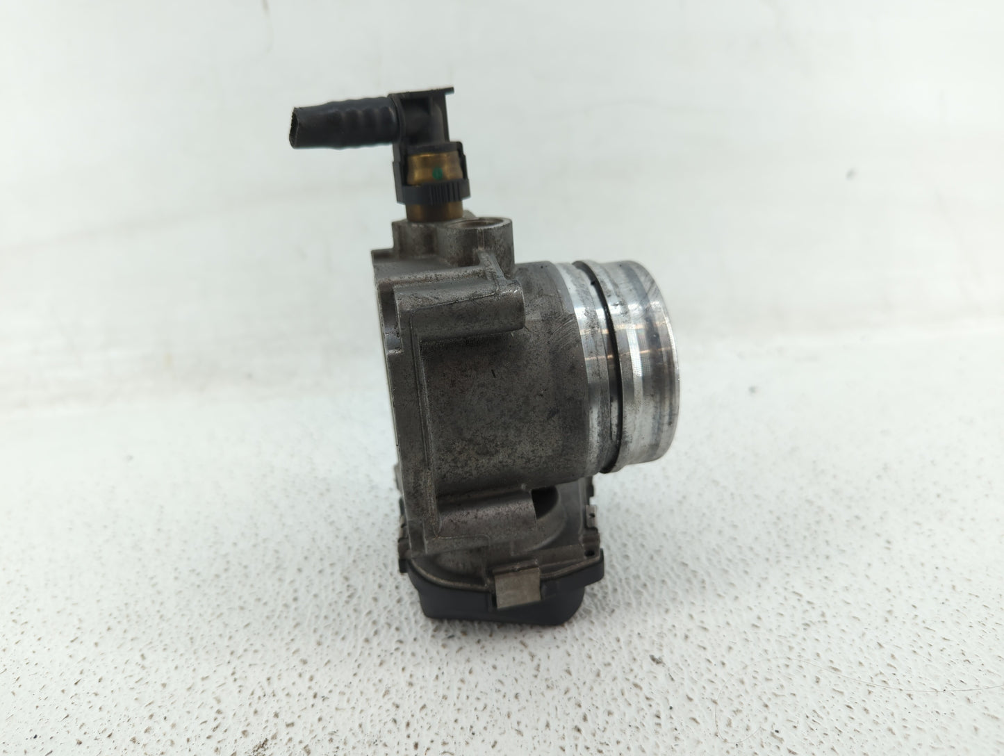 2012-2016 Bmw 328i Throttle Body P/N:1354 7588625-02 1354 7588625-04, 1354 7588625-03 Fits Fits 2012 2013 2014 2015 2016 201