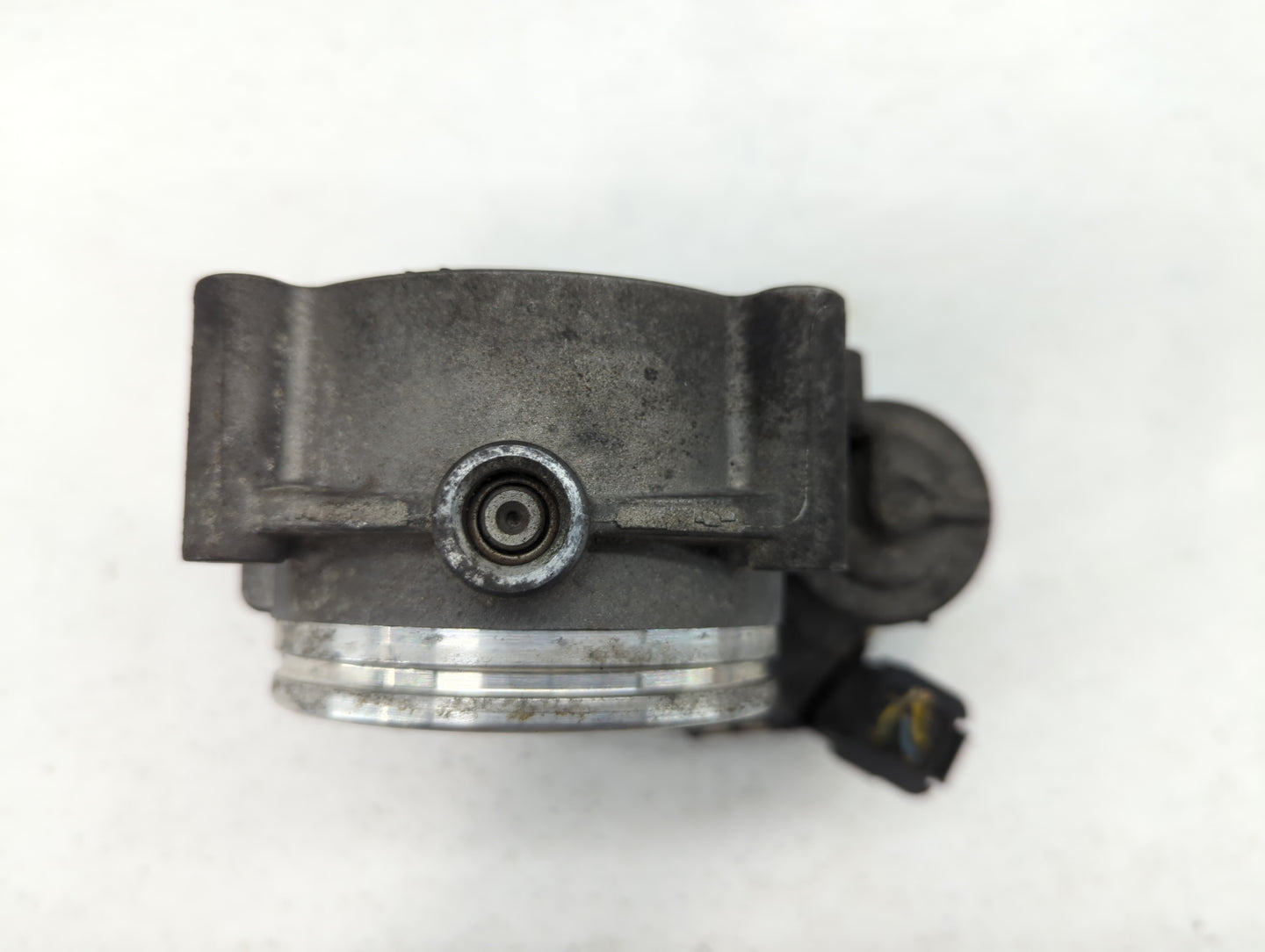 2007-2013 Bmw 328i Throttle Body P/N:1354 7556118-04 1354 7556118-03 Fits Fits 2007 2008 2009 2010 2011 2012 2013 OEM Used A