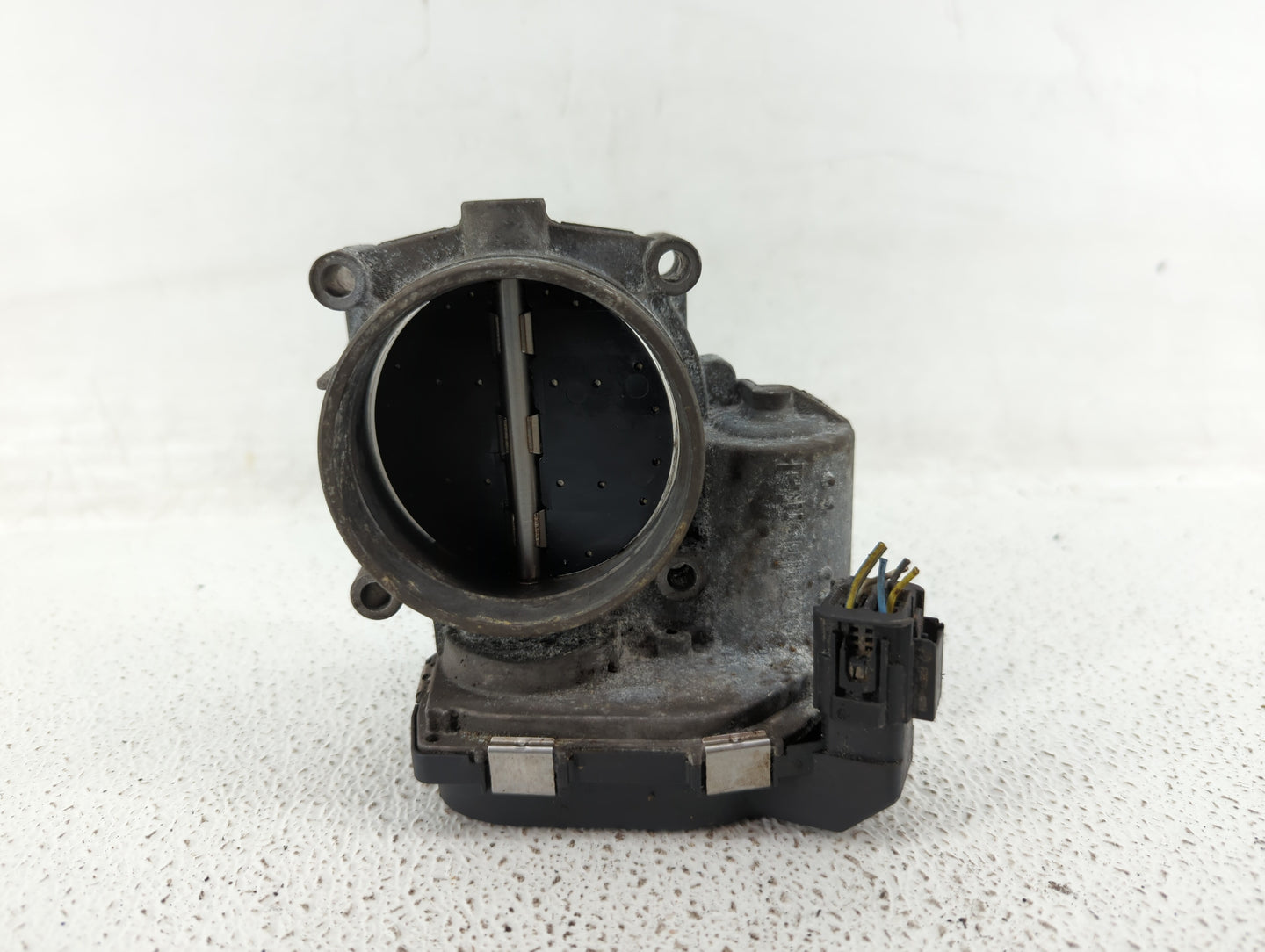 2007-2013 Bmw 328i Throttle Body P/N:1354 7556118-05 1354 7556118-04, 1354 7556118-03 Fits Fits 2007 2008 2009 2010 2011 201
