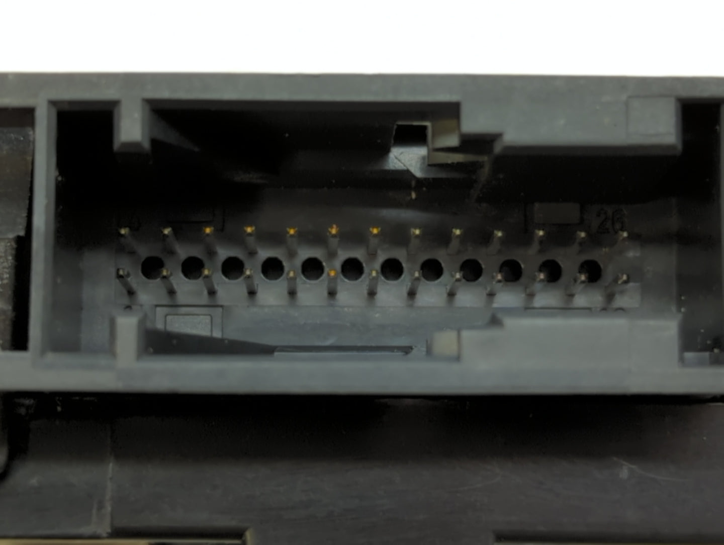 2013 Bmw 328i Chassis Control Module Ccm Bcm Body Control 6411 9296781-01 - Oemusedautoparts1.com