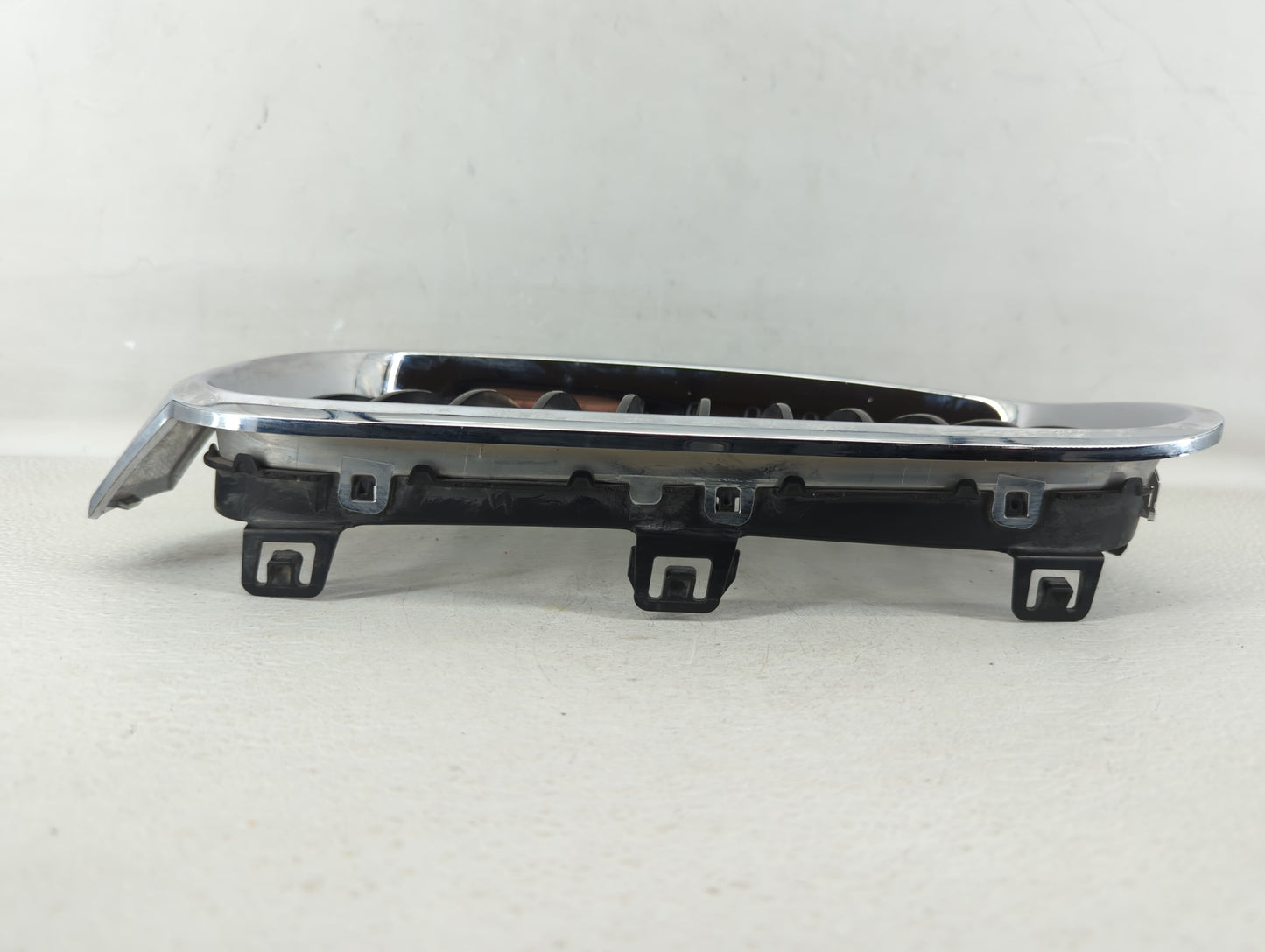 2012-2016 Bmw 328i Front Grille Bumper Not Included - Oemusedautoparts1.com