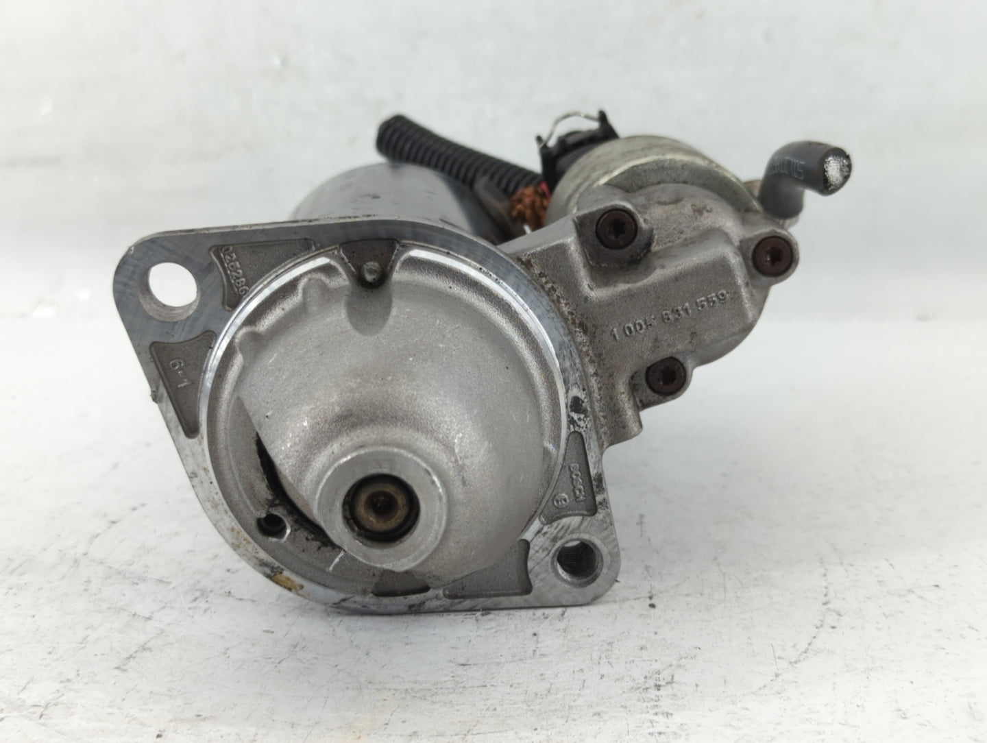 2013-2016 Bmw 328i Car Starter Motor Solenoid OEM P/N:0 001 138 058 Fits Fits 2012 2013 2014 2015 2016 2017 2018 OEM Used Au