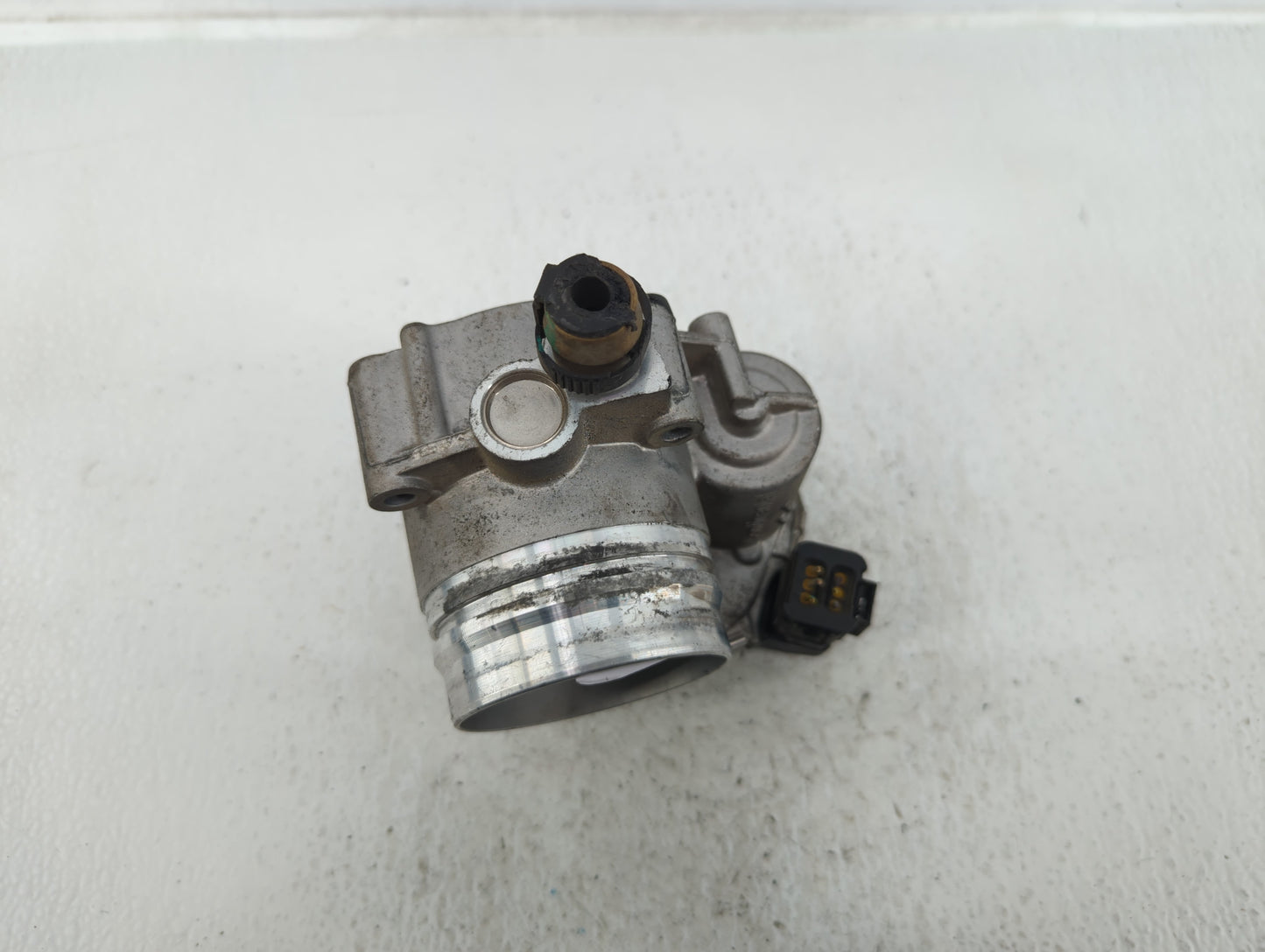 2012-2016 Bmw 328i Throttle Body P/N:1354 75886225-03 Fits Fits 2012 2013 2014 2015 2016 2017 2018 OEM Used Auto Parts - Oem