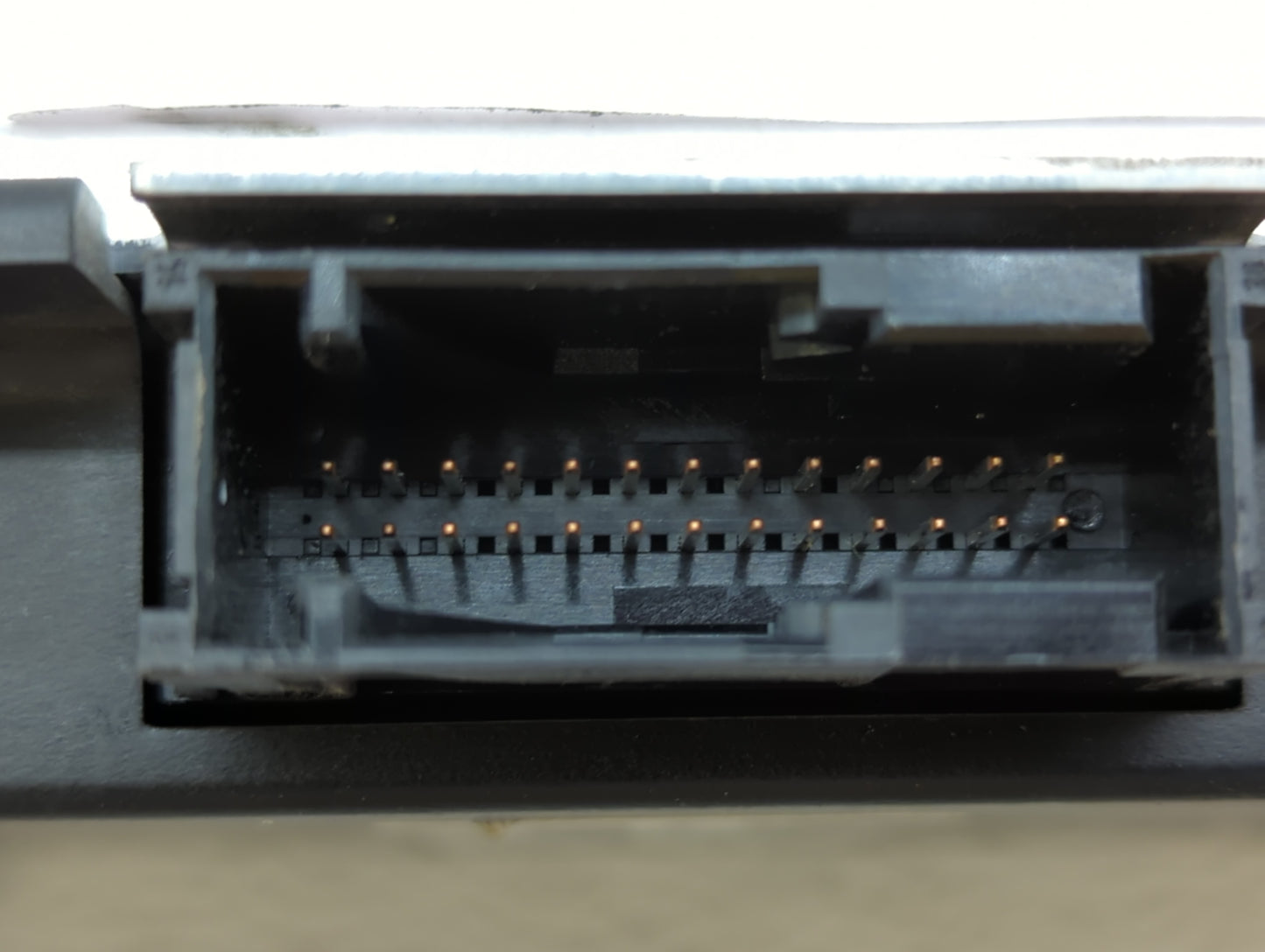 2013 Bmw 328i Chassis Control Module Ccm Bcm Body Control 598516 - Oemusedautoparts1.com