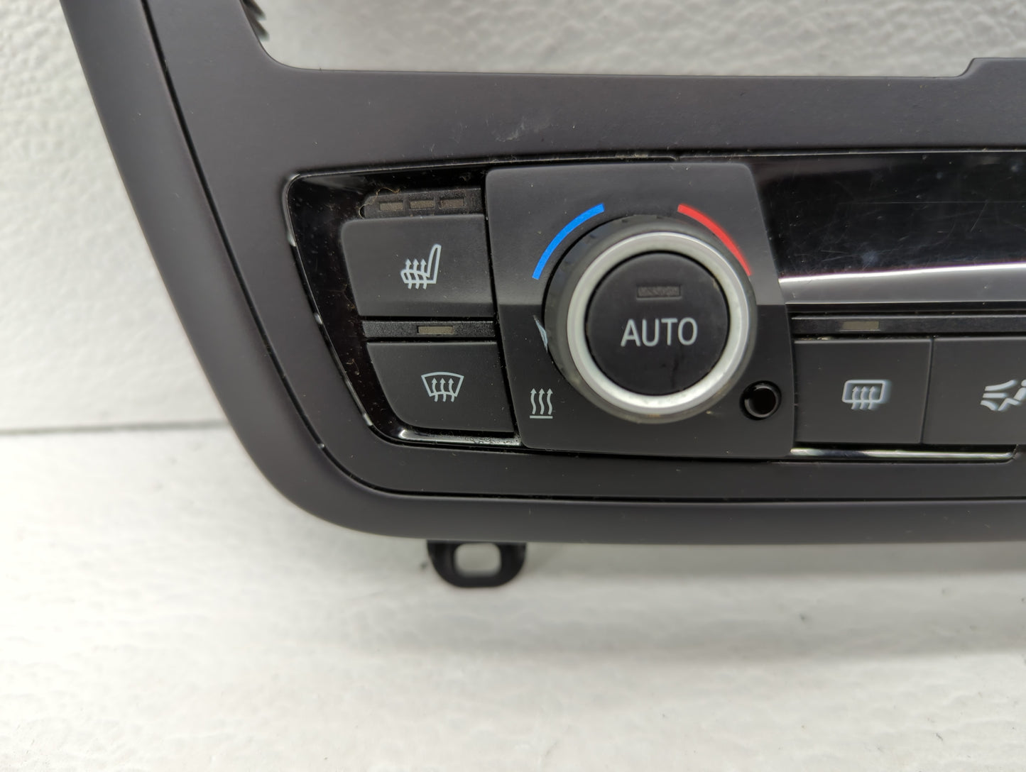2012-2014 Bmw 328i Climate Control Module Temperature AC/Heater Replacement P/N:6411 9287337 01 Fits Fits 2012 2013 2014 OEM