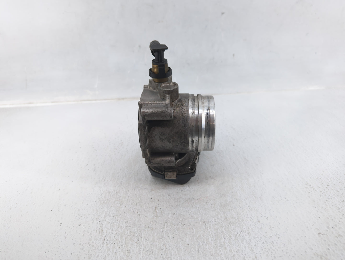 2012-2016 Bmw 328i Throttle Body P/N:7588625-02 A2C53355204, 19943 08436, 19943 0854 Fits Fits 2012 2013 2014 2015 2016 2017