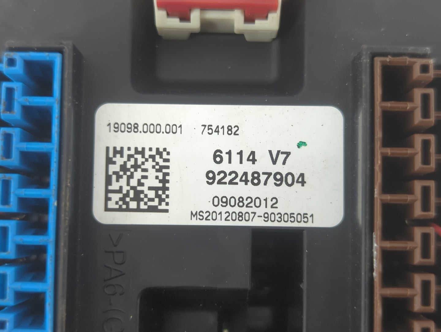 2012-2016 Bmw 328i Fusebox Fuse Box Panel Relay Module P/N:922487904 6114 V7 Fits OEM Used Auto Parts - Oemusedautoparts1.co