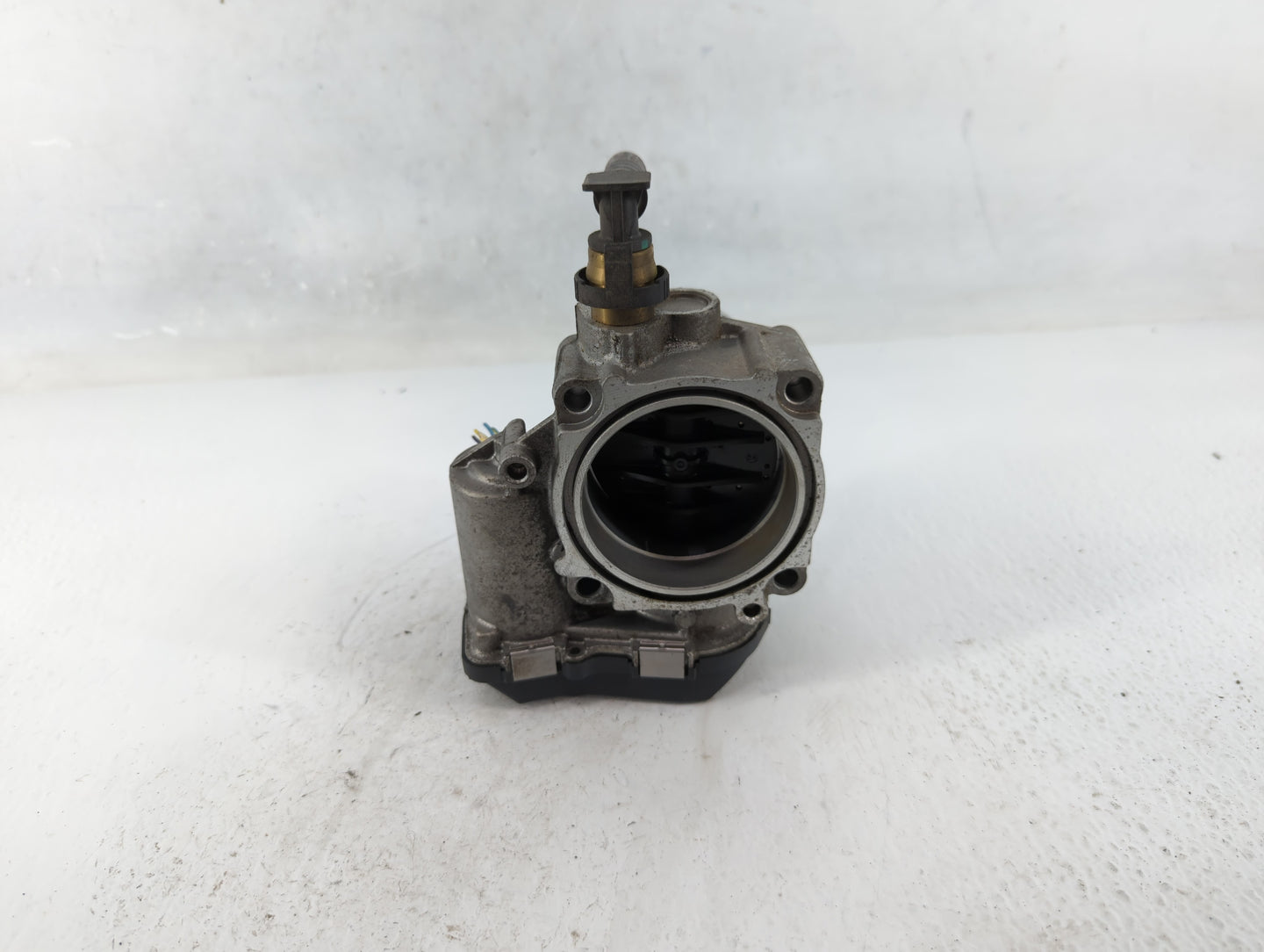 2007-2013 Bmw 328i Throttle Body P/N:A2C53355204 1354 7588625-02 Fits Fits 2007 2008 2009 2010 2011 2012 2013 OEM Used Auto 
