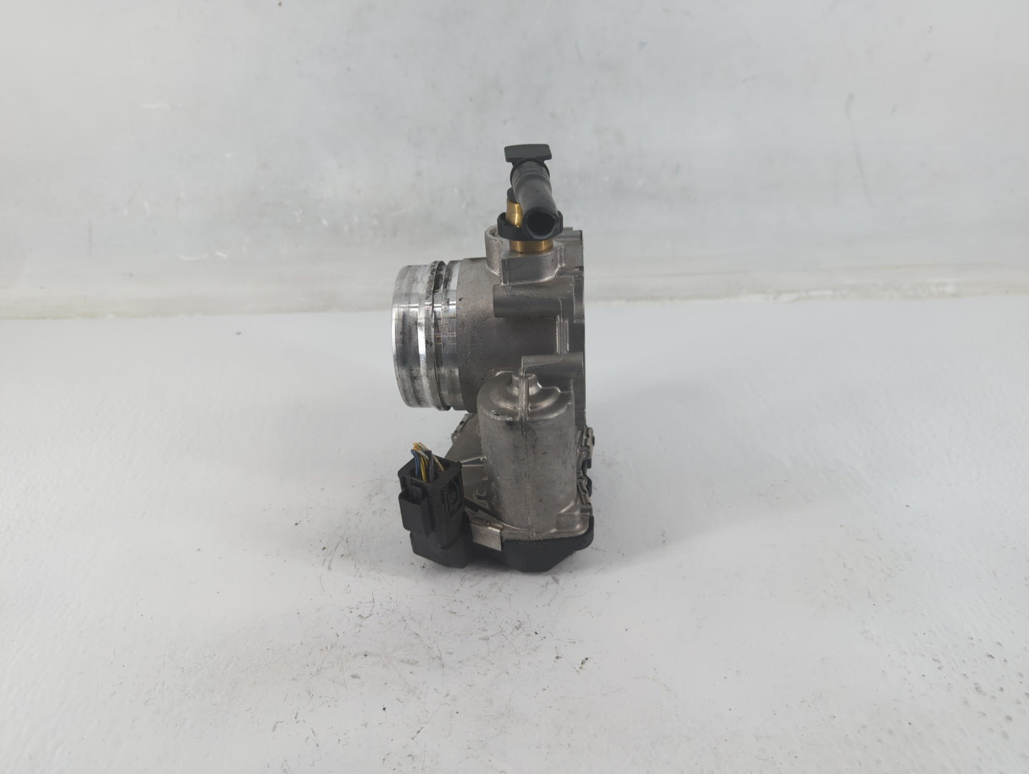 2012-2016 Bmw 328i Throttle Body P/N:A2C53355204 1354 7588625-02 Fits Fits 2012 2013 2014 2015 2016 2017 2018 OEM Used Auto 