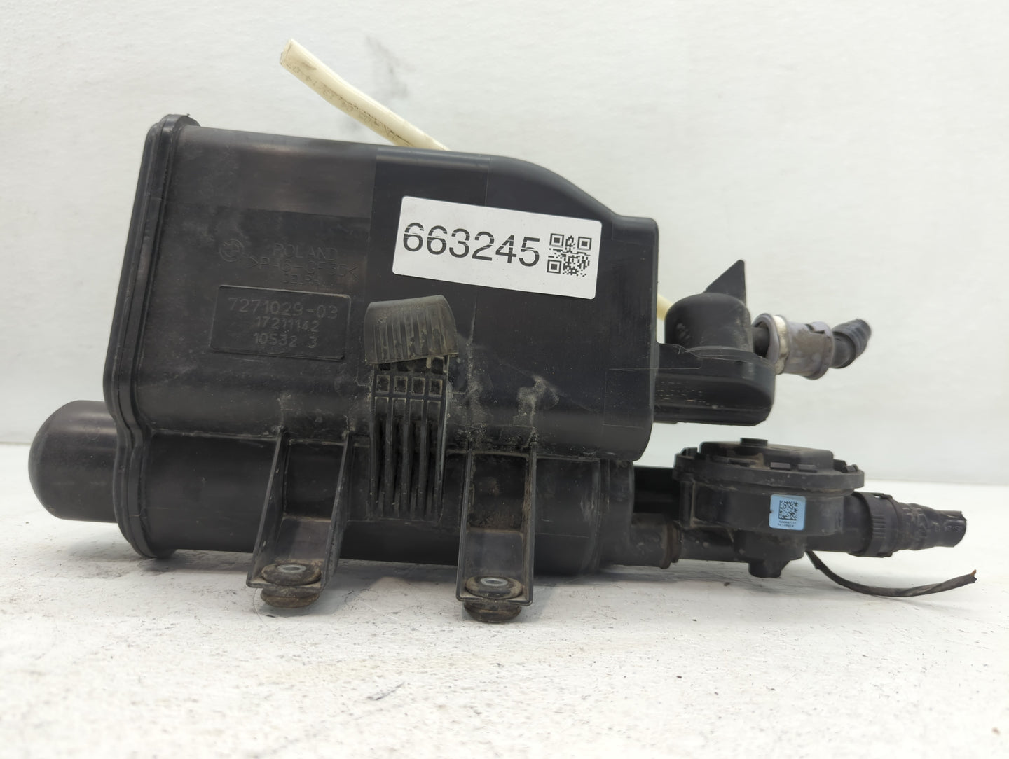 2013 Bmw 328i Fuel Vapor Charcoal Canister 663245 - Oemusedautoparts1.com