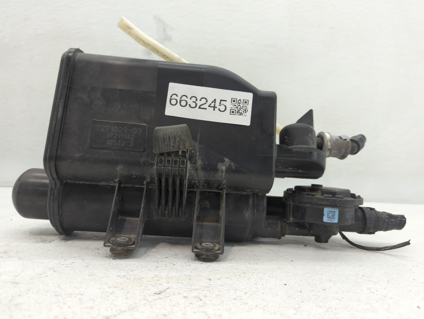 2013 Bmw 328i Fuel Vapor Charcoal Canister 663245 - Oemusedautoparts1.com