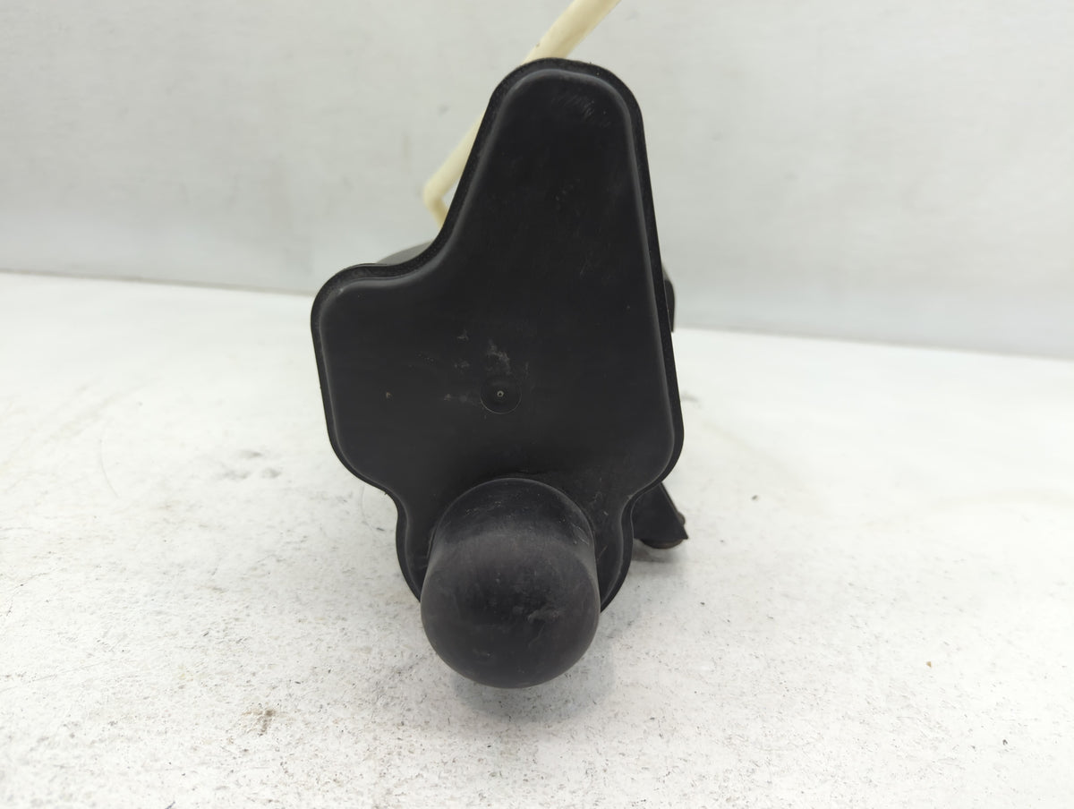 2013 Bmw 328i Fuel Vapor Charcoal Canister 663245 - Oemusedautoparts1.com