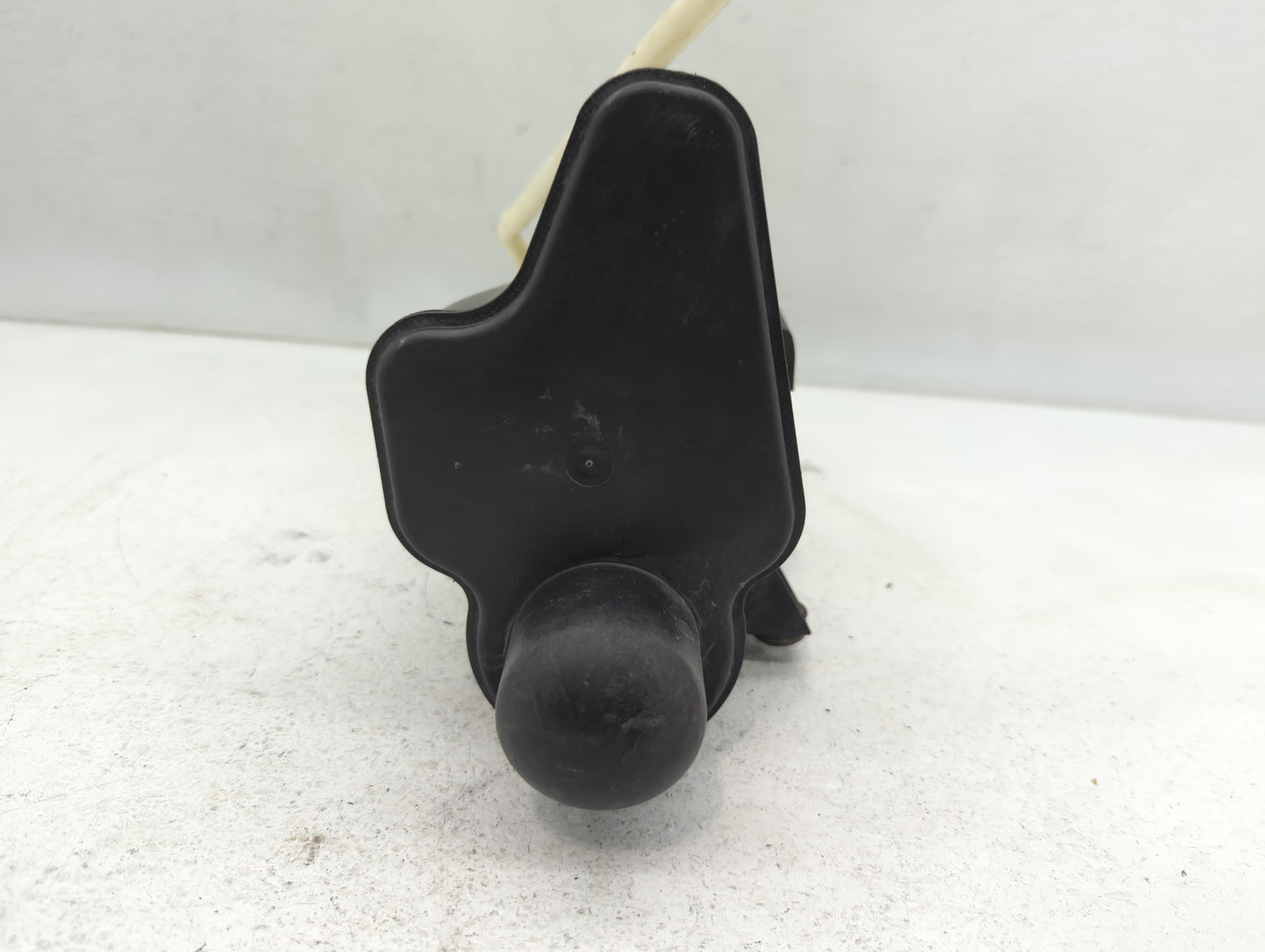 2013 Bmw 328i Fuel Vapor Charcoal Canister 663245 - Oemusedautoparts1.com