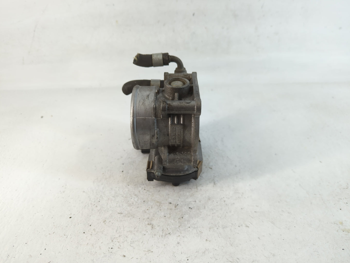 2012-2016 Bmw 328i Throttle Body P/N:1354 75886225-03 Fits Fits 2012 2013 2014 2015 2016 2017 2018 OEM Used Auto Parts - Oem