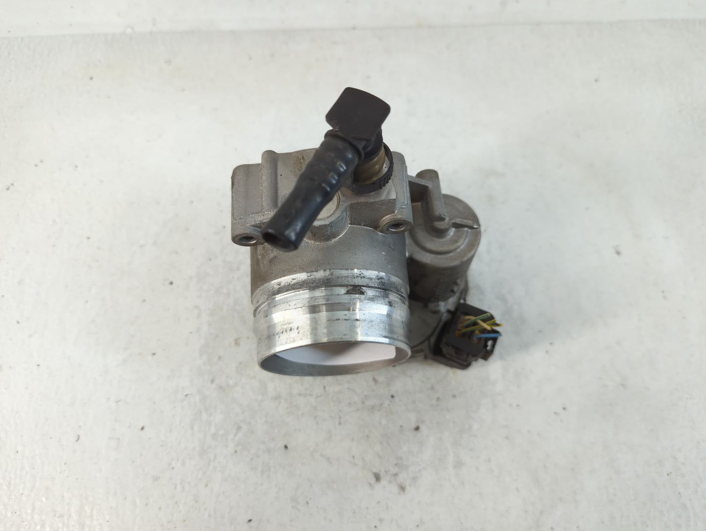 2012-2016 Bmw 328i Throttle Body P/N:A2C53355204 1354 7588625-02 Fits Fits 2012 2013 2014 2015 2016 2017 2018 OEM Used Auto 