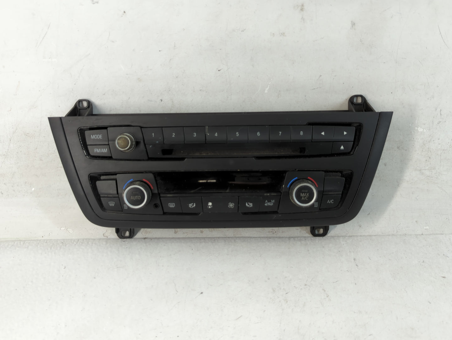 2011-2013 Bmw 328i Climate Control Module Temperature AC/Heater Replacement P/N:173 138 10 Fits Fits 2011 2012 2013 OEM Used