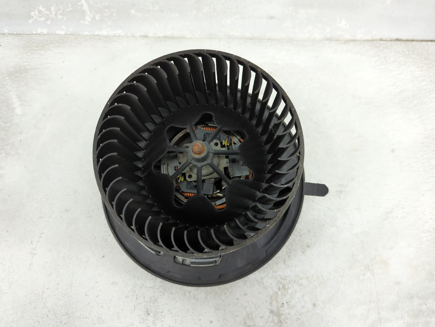2007-2013 Bmw 335 Heater AC Blower Motor P/N:T1021327U-B 27U131510578 Fits OEM Used Auto Parts - Oemusedautoparts1.com