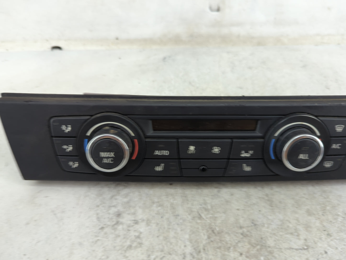2011-2013 Bmw 335 Climate Control Module Temperature AC/Heater Replacement P/N:W G619.1 12201 6170 Fits Fits 2011 2012 2013 