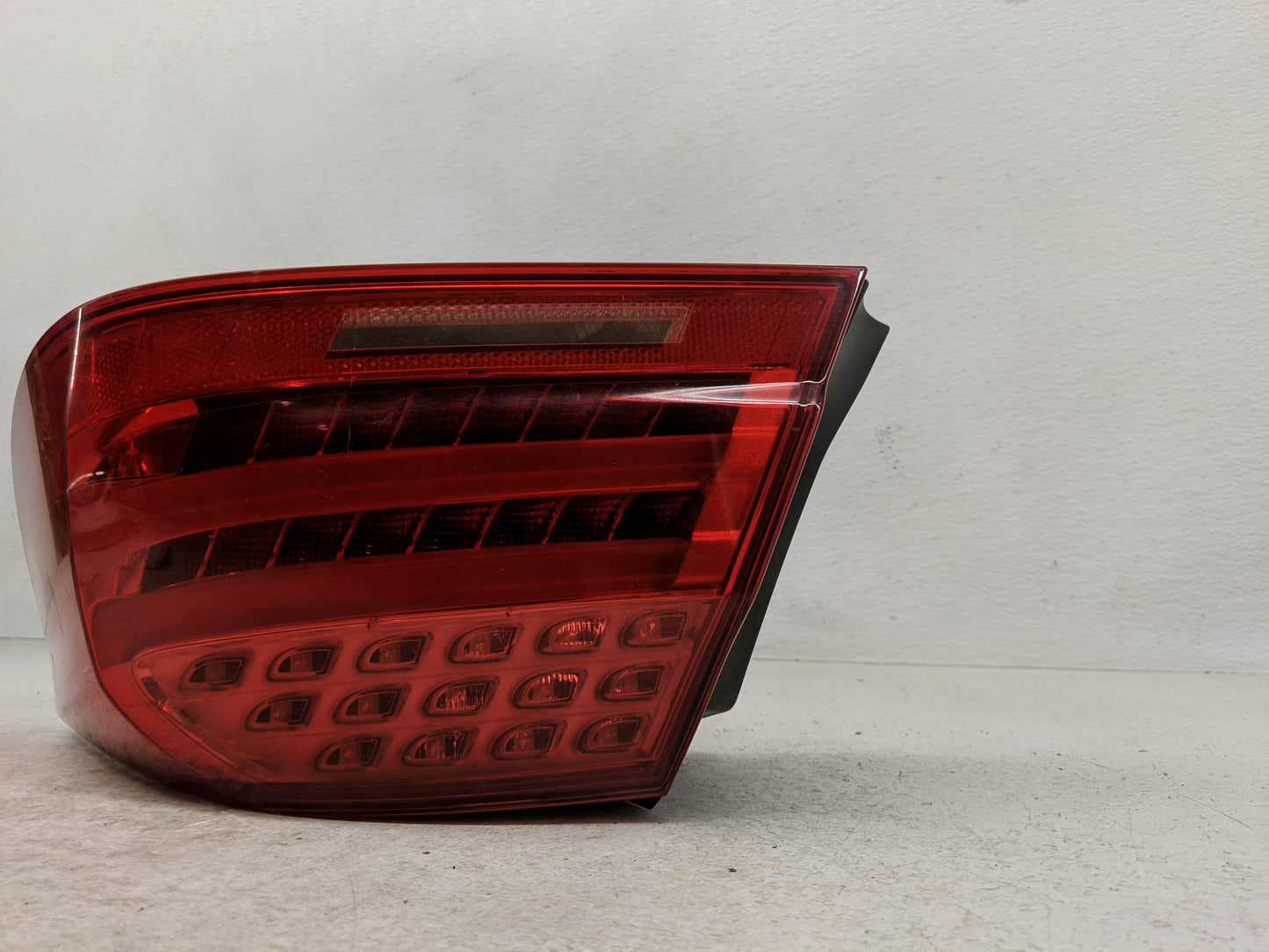 2012-2015 Bmw 335i Tail Light Assembly Passenger Right OEM Fits Fits 2012 2013 2014 2015 OEM Used Auto Parts - Oemusedautopa