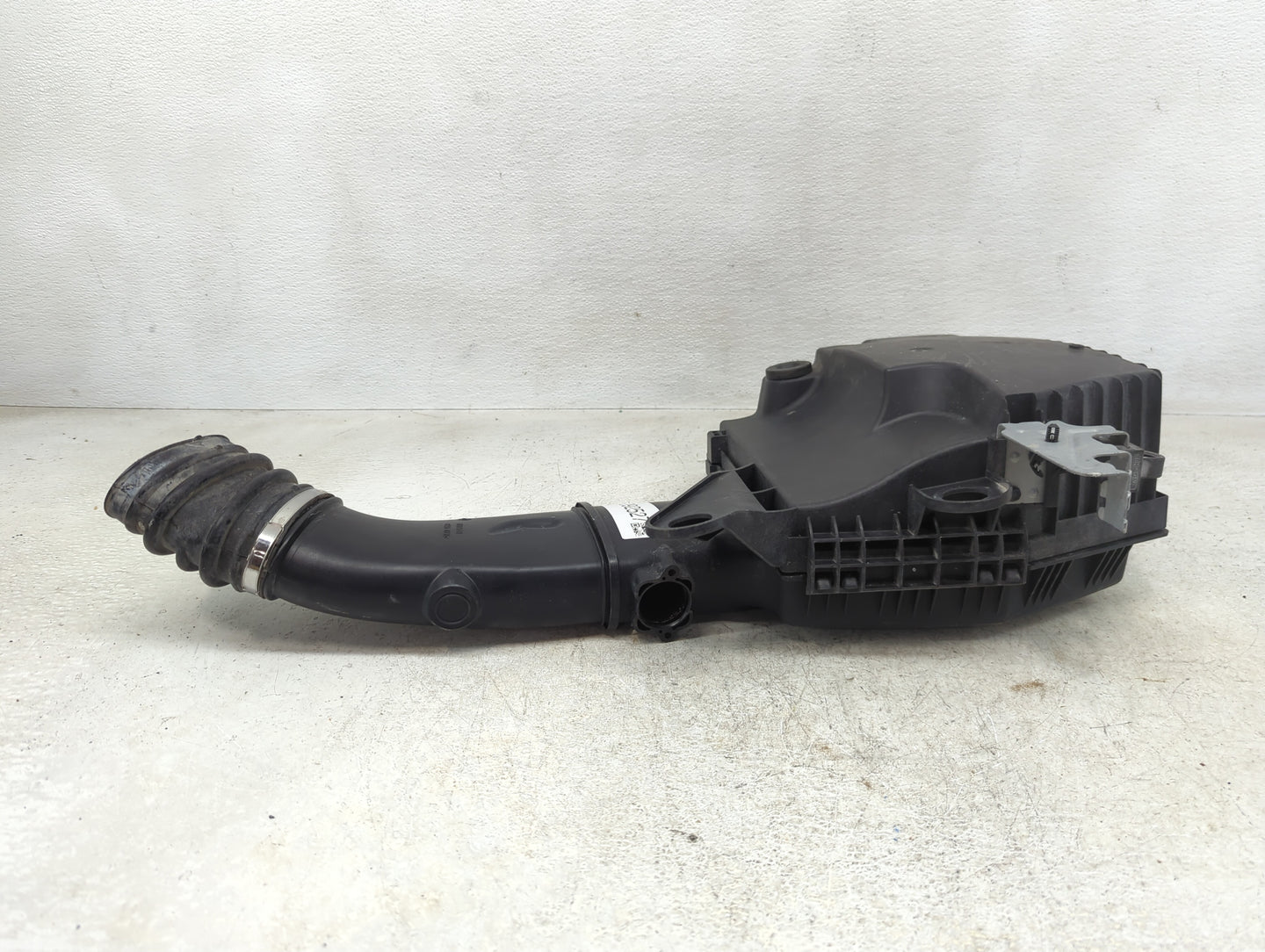 2011-2013 Bmw 335i Air Cleaner Intake-duct Hose Tube - Oemusedautoparts1.com
