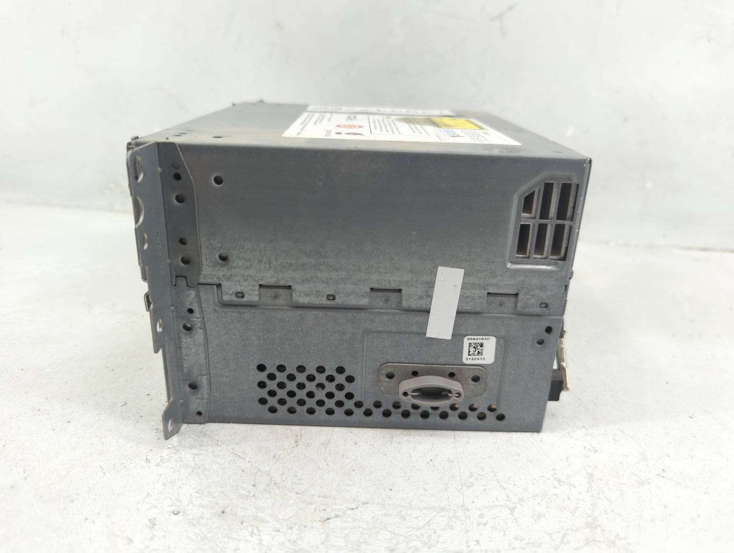 2012-2013 Bmw 335i Radio AM FM Cd Player Receiver Replacement P/N:928343001 Fits Fits 2012 2013 OEM Used Auto Parts - Oemuse