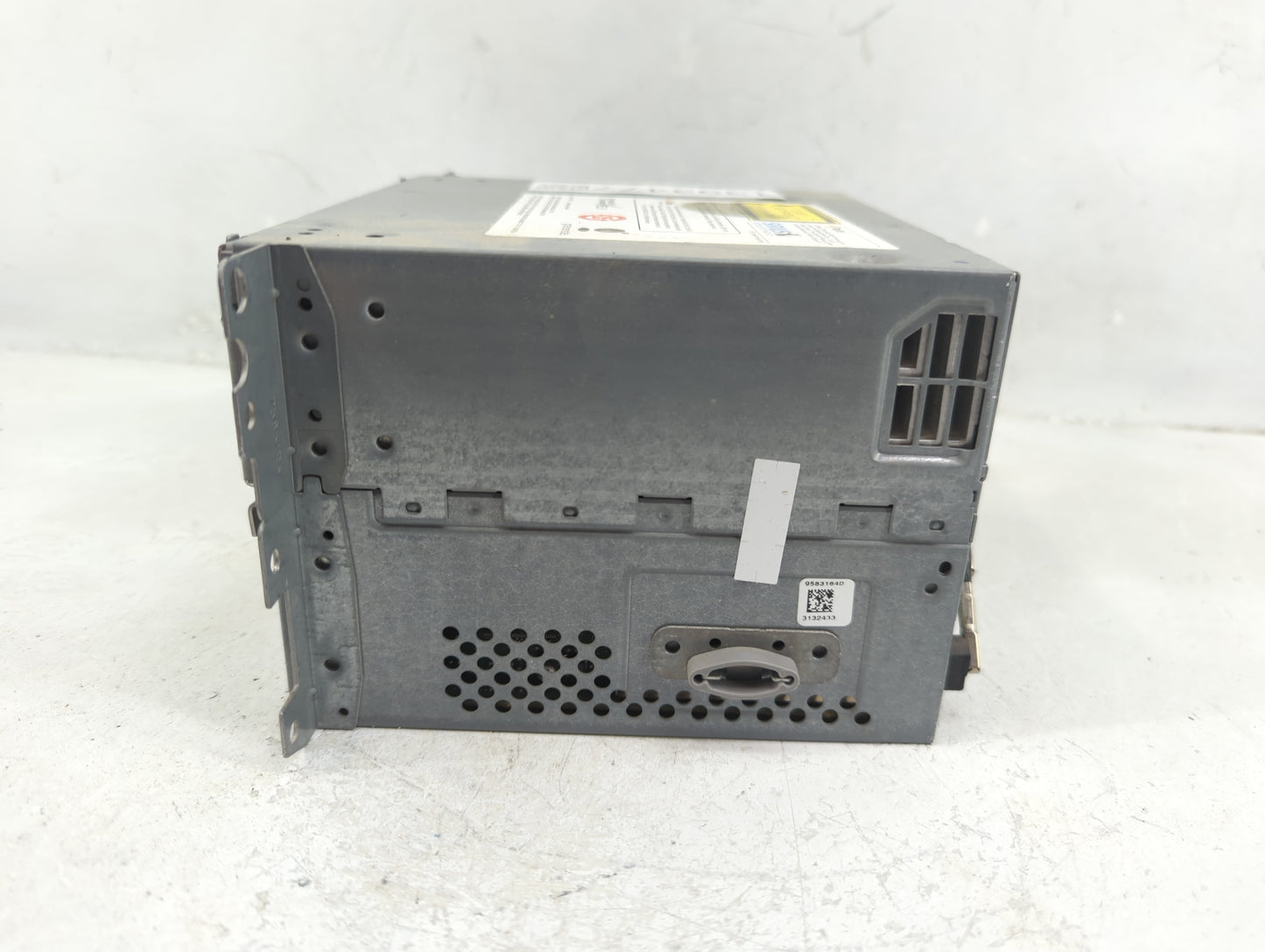2012-2013 Bmw 335i Radio AM FM Cd Player Receiver Replacement P/N:928343001 Fits Fits 2012 2013 OEM Used Auto Parts - Oemuse