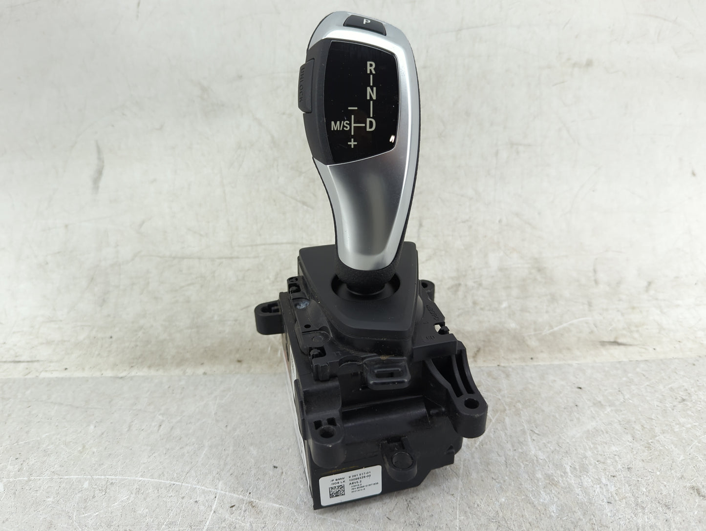 2013 Bmw 335i Floor Console Assembly Shifter - Oemusedautoparts1.com