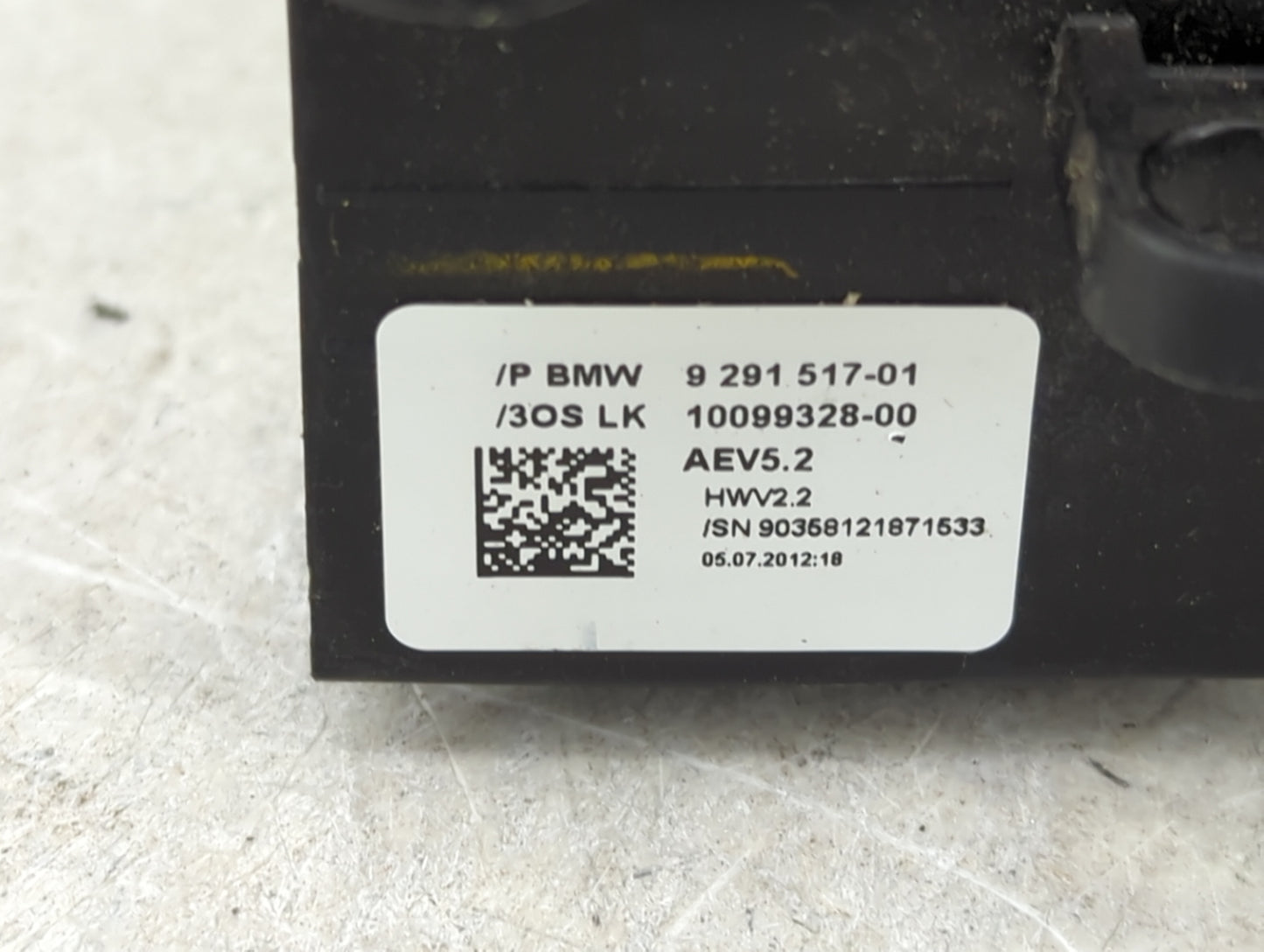 2013 Bmw 335i Floor Console Assembly Shifter - Oemusedautoparts1.com