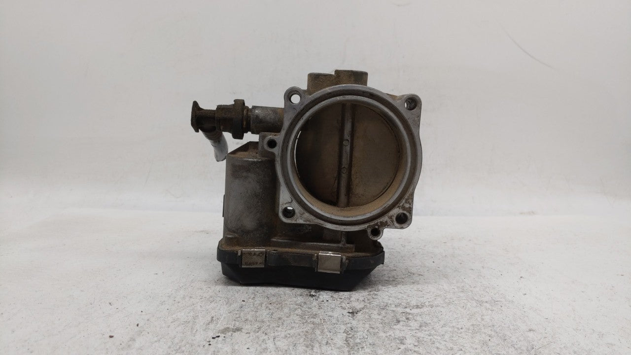 2011-2015 Bmw 335i Throttle Body P/N:1354 7597871 Fits Fits 2010 2011 2012 2013 2014 2015 2016 2017 2018 2019 OEM Used Auto 