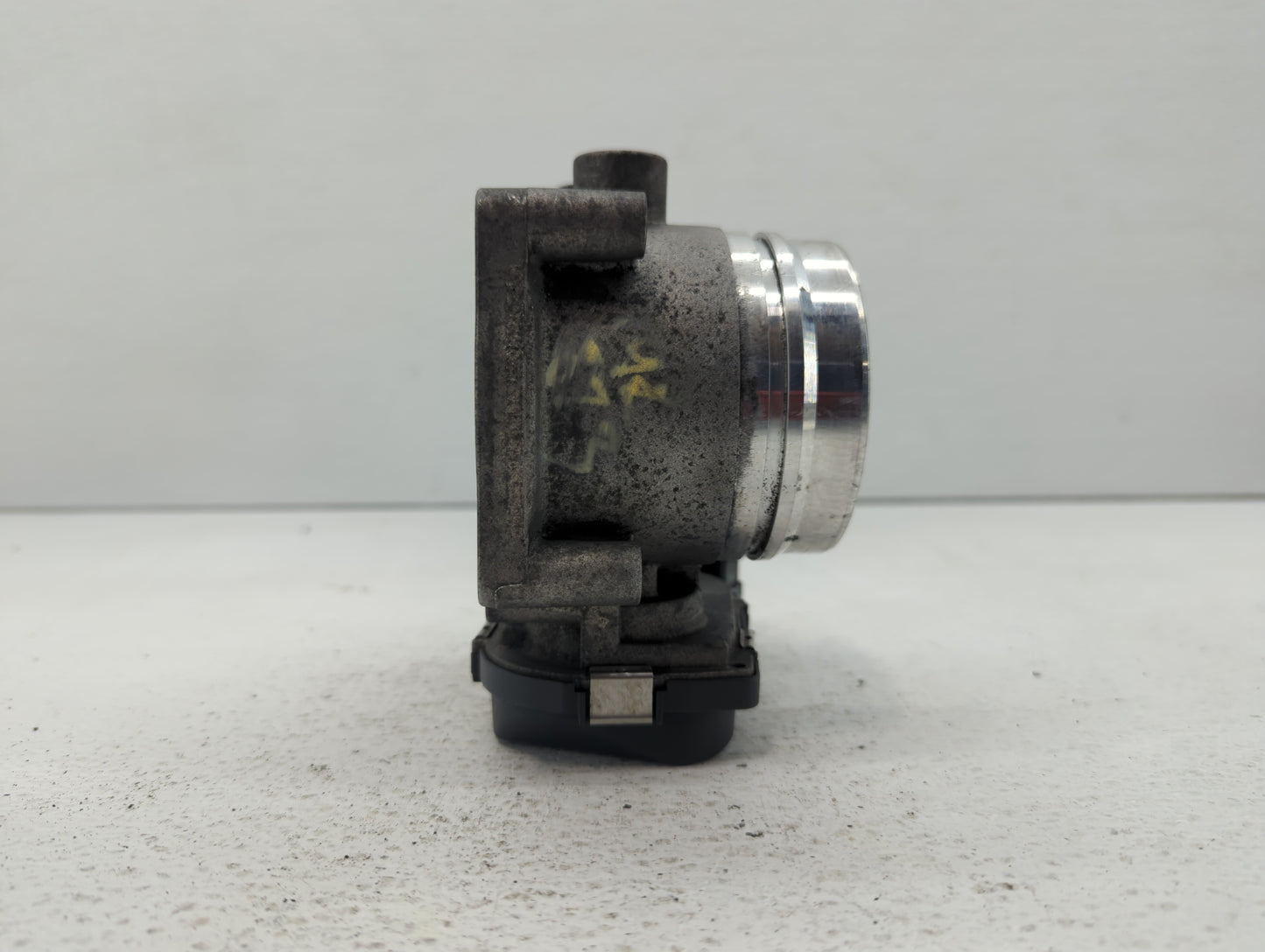 2011-2015 Bmw 335i Throttle Body P/N:1354 759787-02 1354 7597871-01 Fits OEM Used Auto Parts - Oemusedautoparts1.com