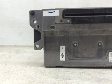2013-2014 Bmw 528 Radio AM FM Cd Player Receiver Replacement P/N:HB8073 9311104001 Fits Fits 2013 2014 2015 OEM Used Auto Parts
