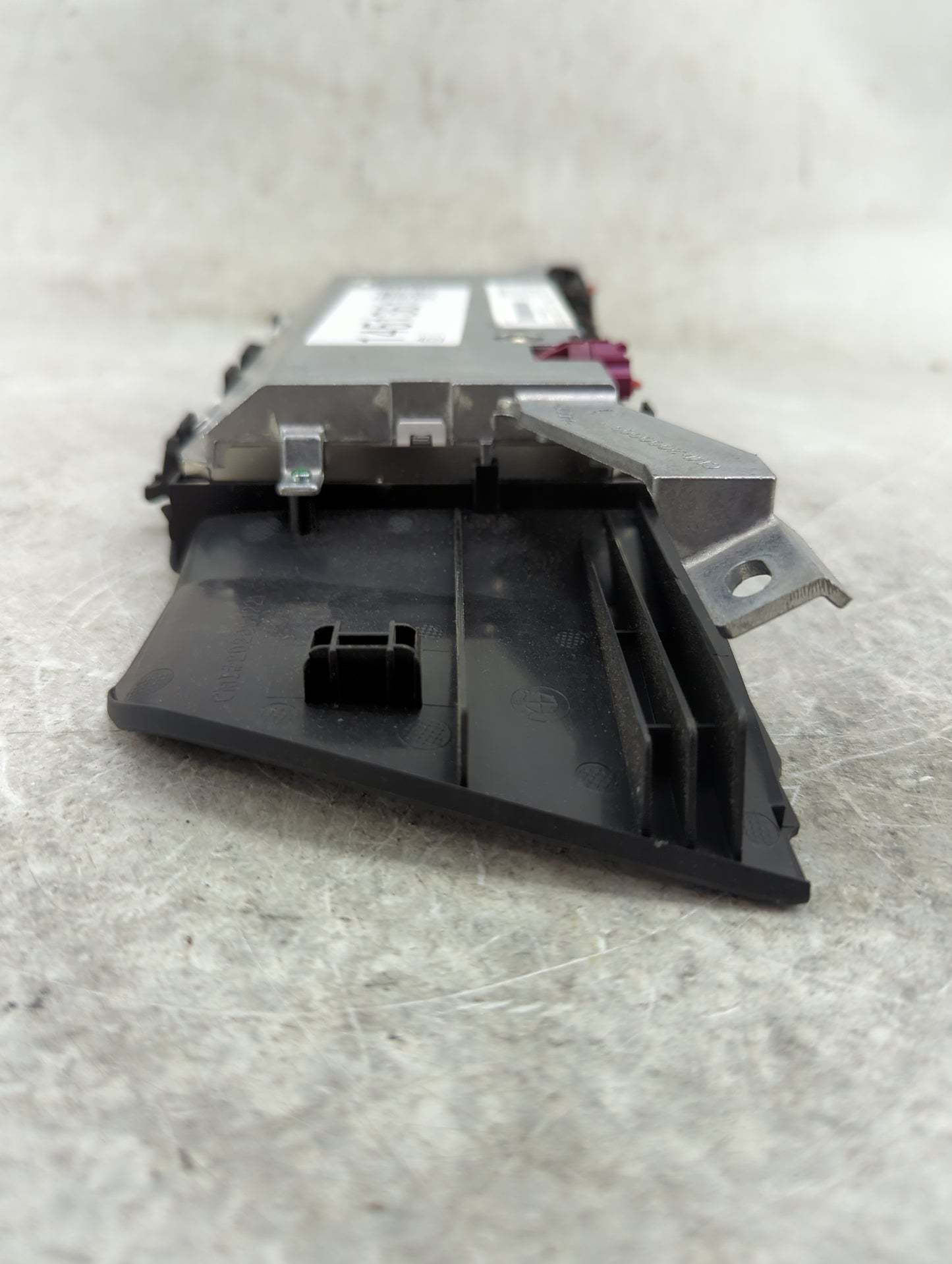 Bmw 528 Information Display Screen - Oemusedautoparts1.com